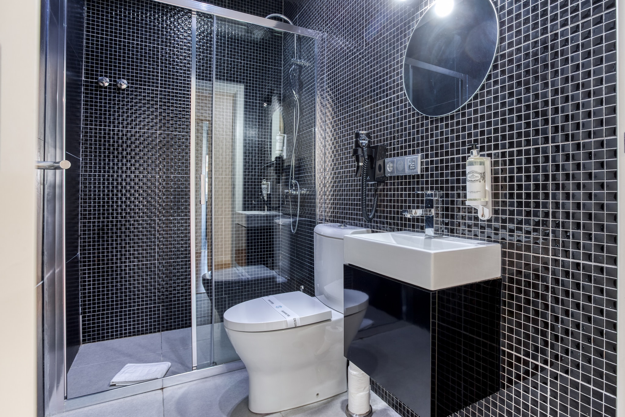 Feel Porto Downtown Heaven-Badkamer