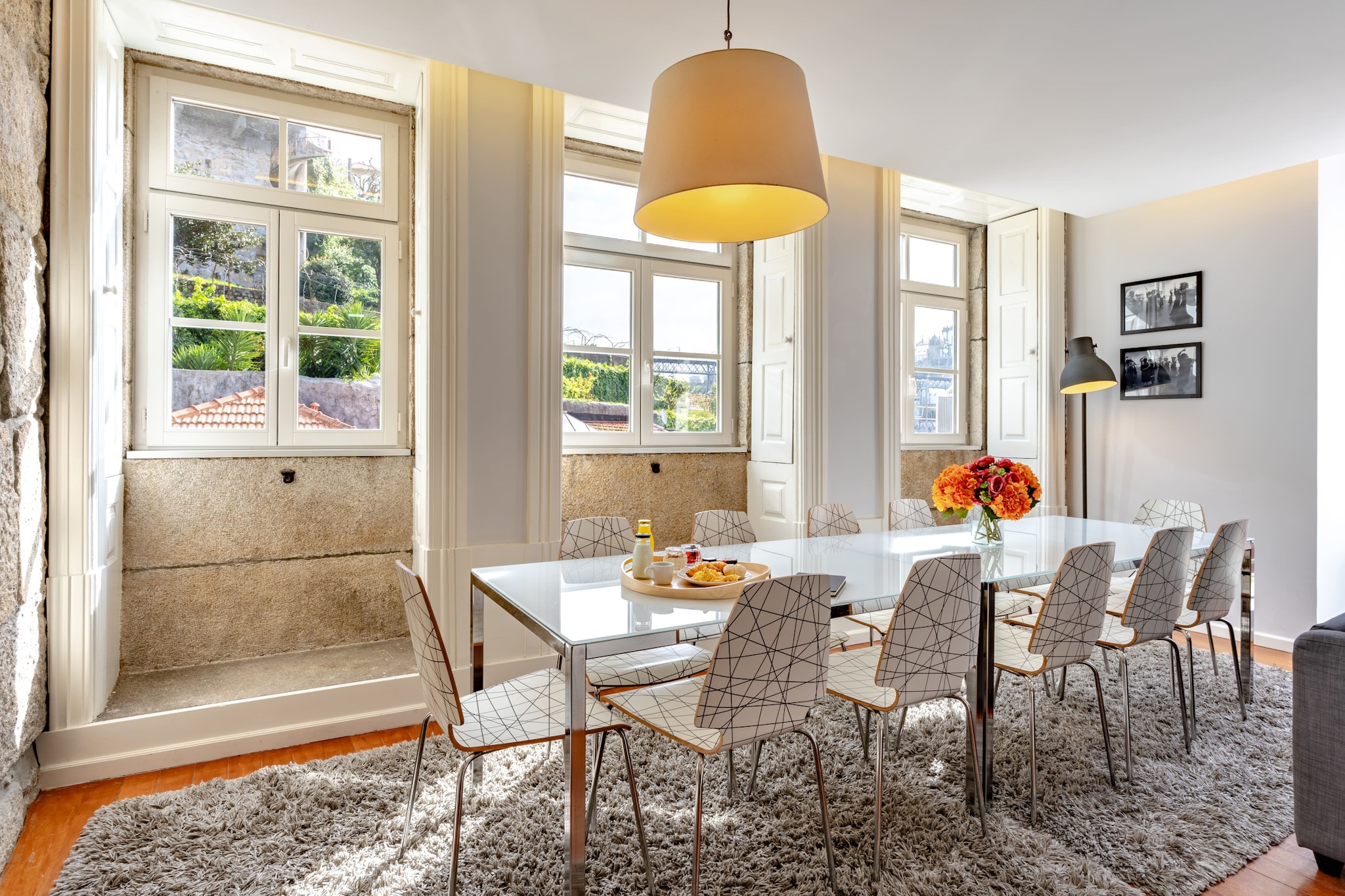 Feel Porto Ribeira Vintage Duplex-Esszimmer