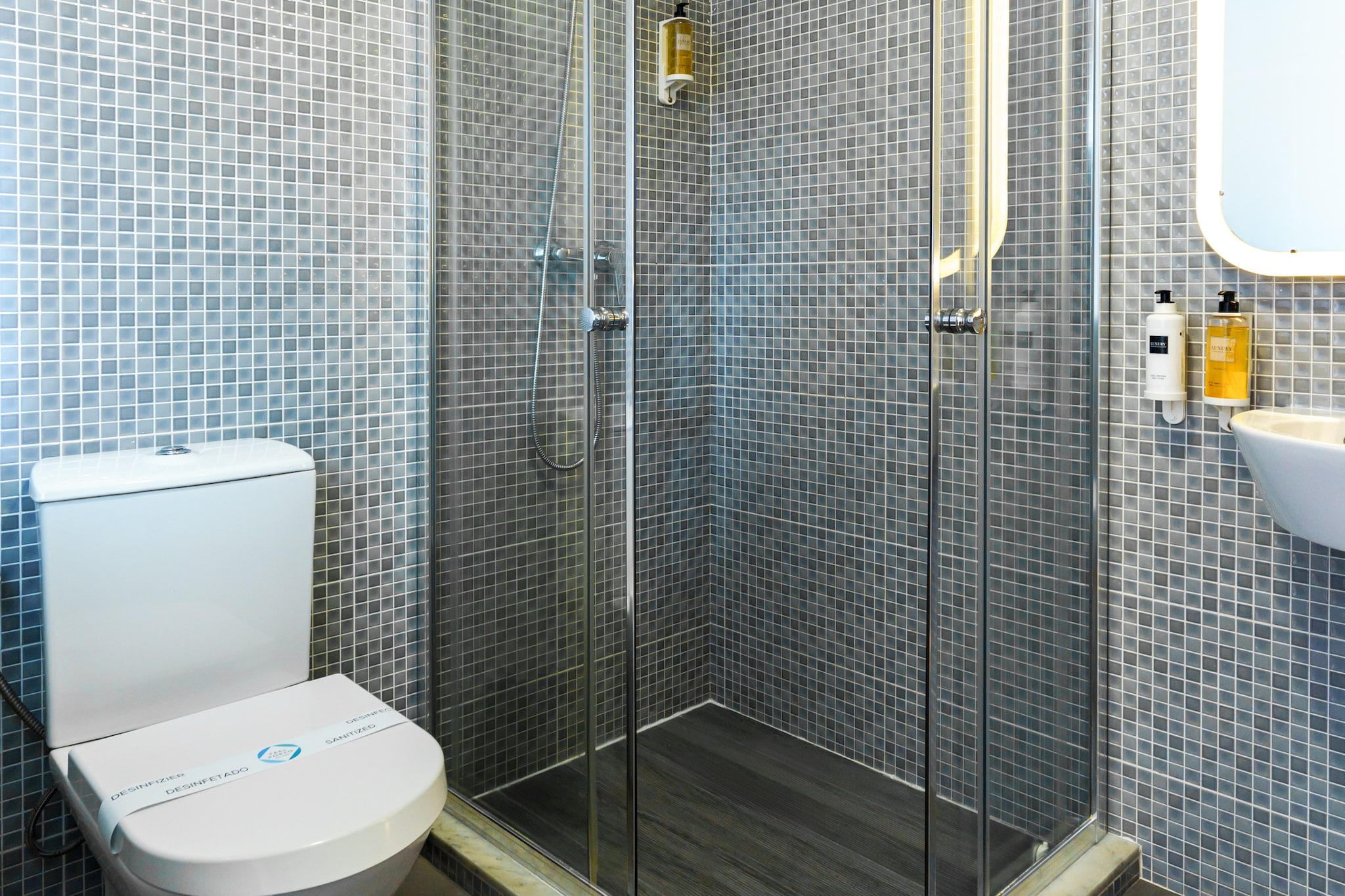Feel Porto Ribeira Vintage Duplex-Badezimmer