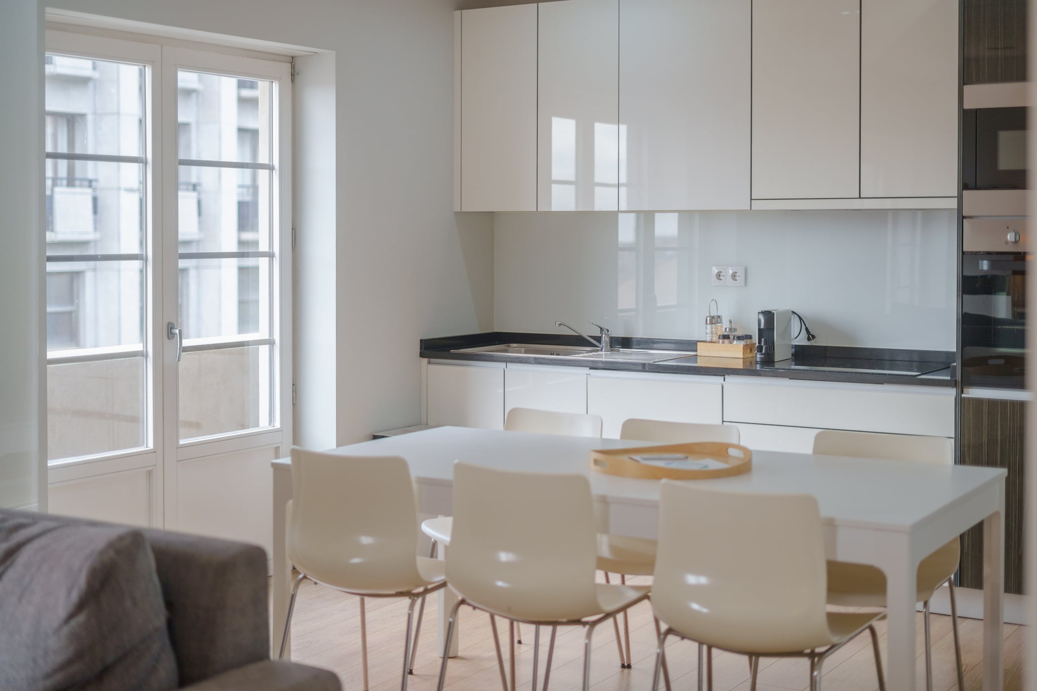 Feel Porto Downtown City Roofs-Keuken