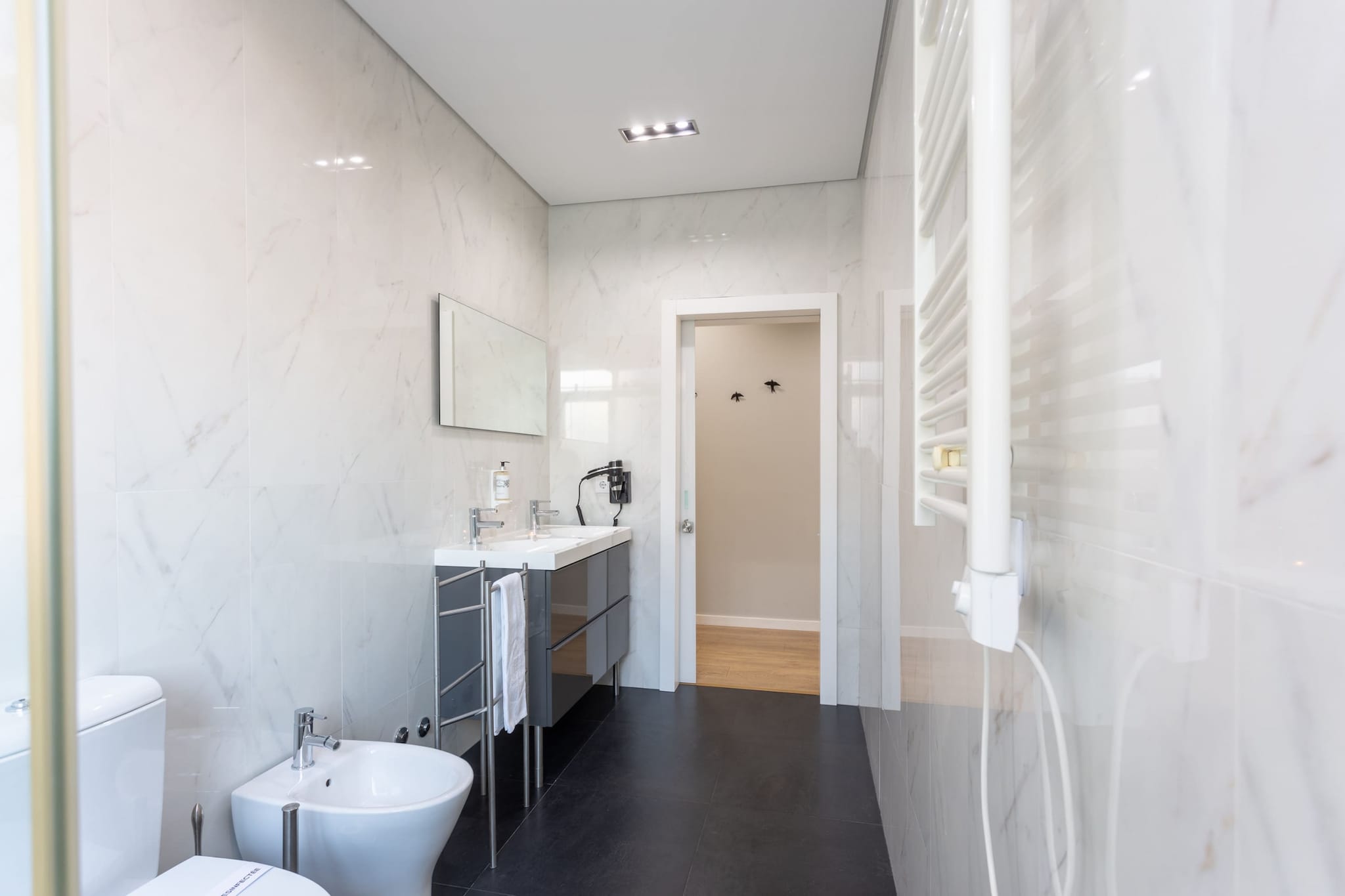 Feel Porto Downtown City Roofs-Badkamer