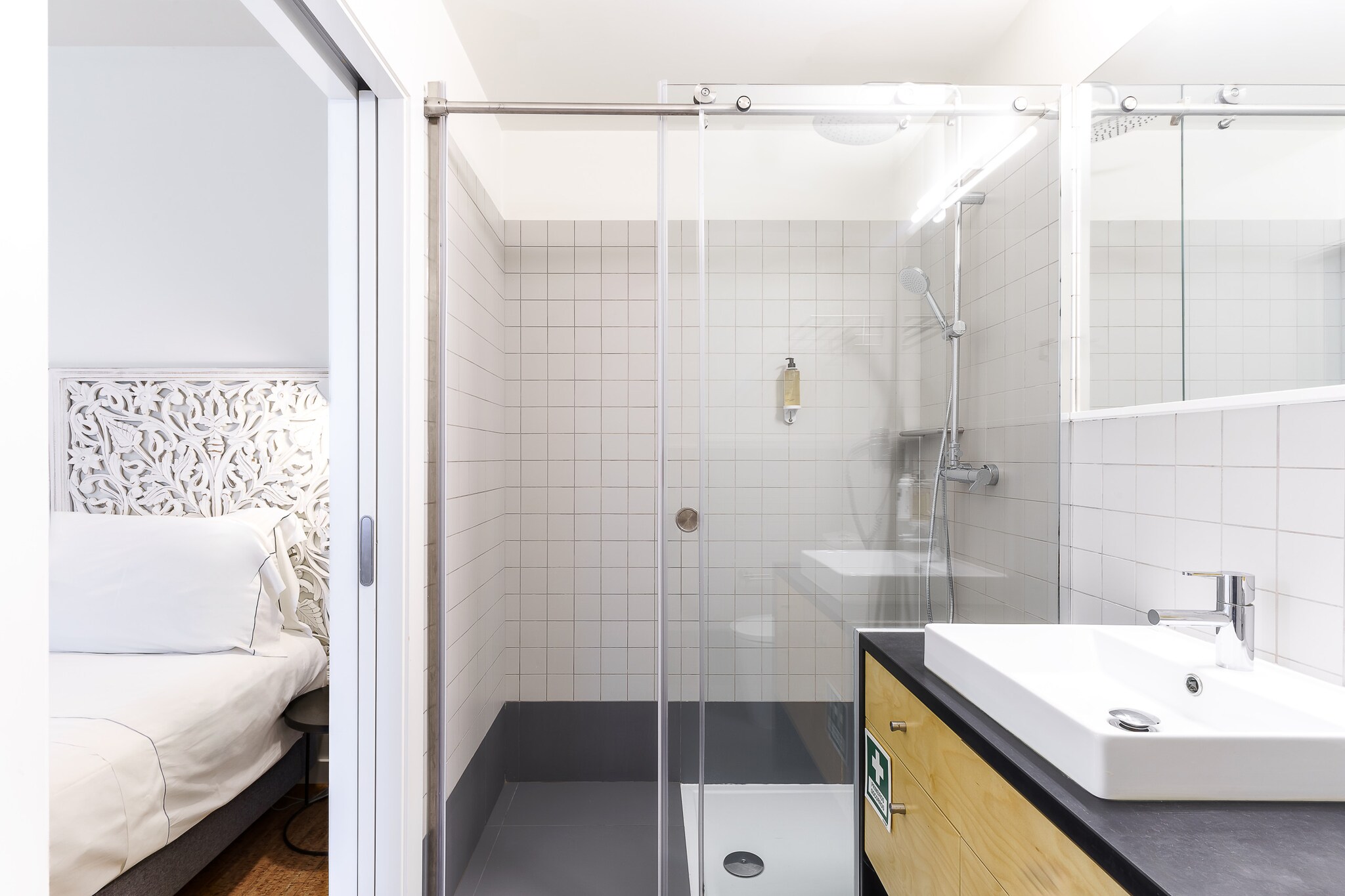 Cashmere Nightlife Studio 202-Badkamer