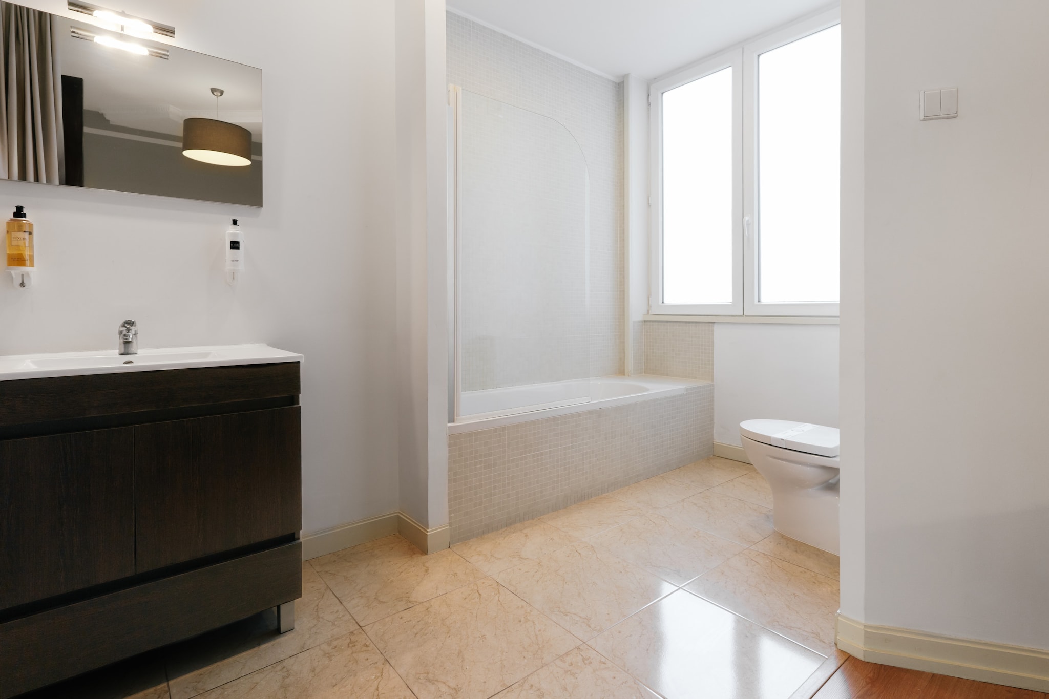 Feel Porto Downtown Luxury Retreat-Badkamer