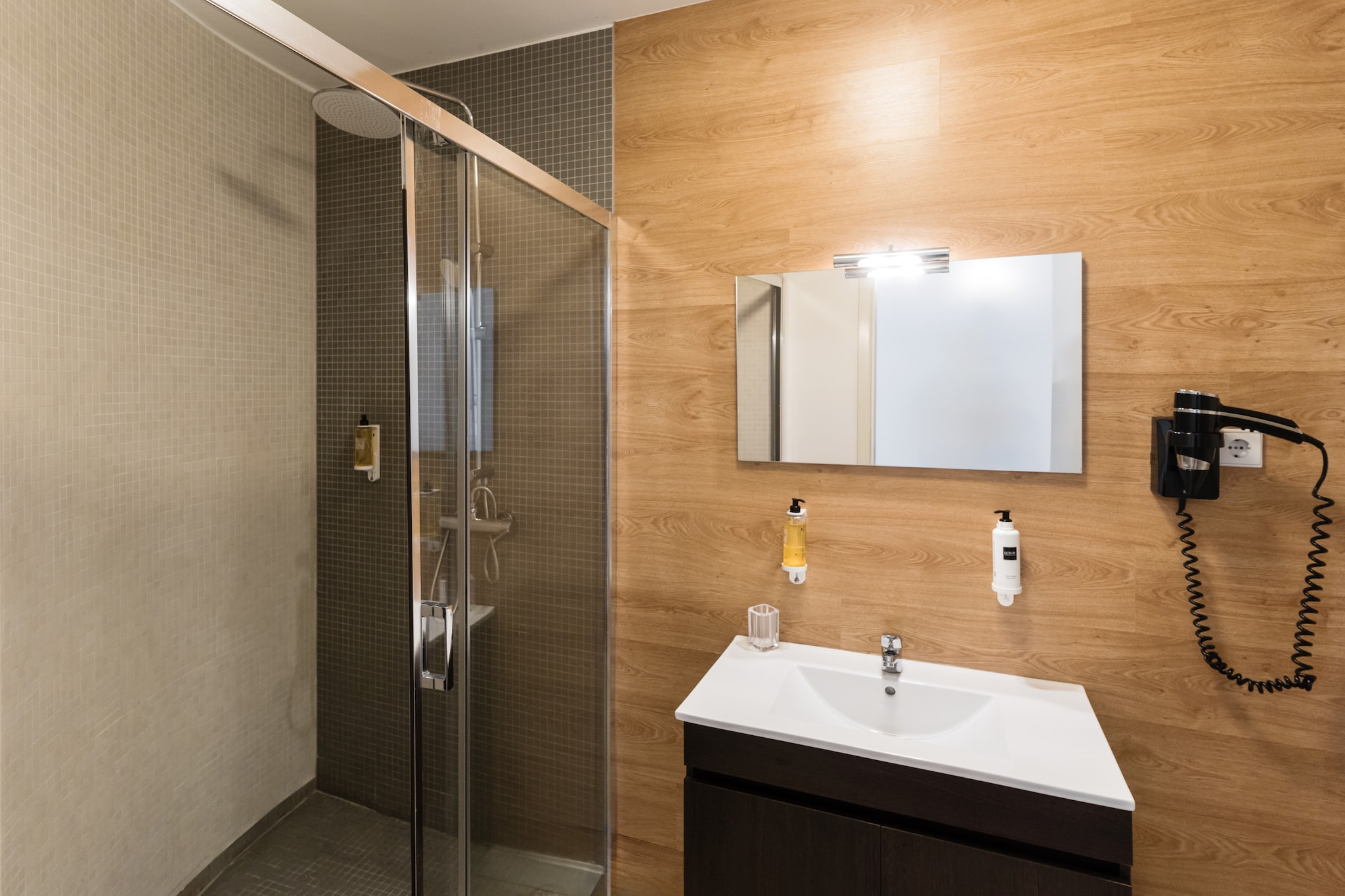 Feel Porto Downtown Luxury Retreat-Badkamer