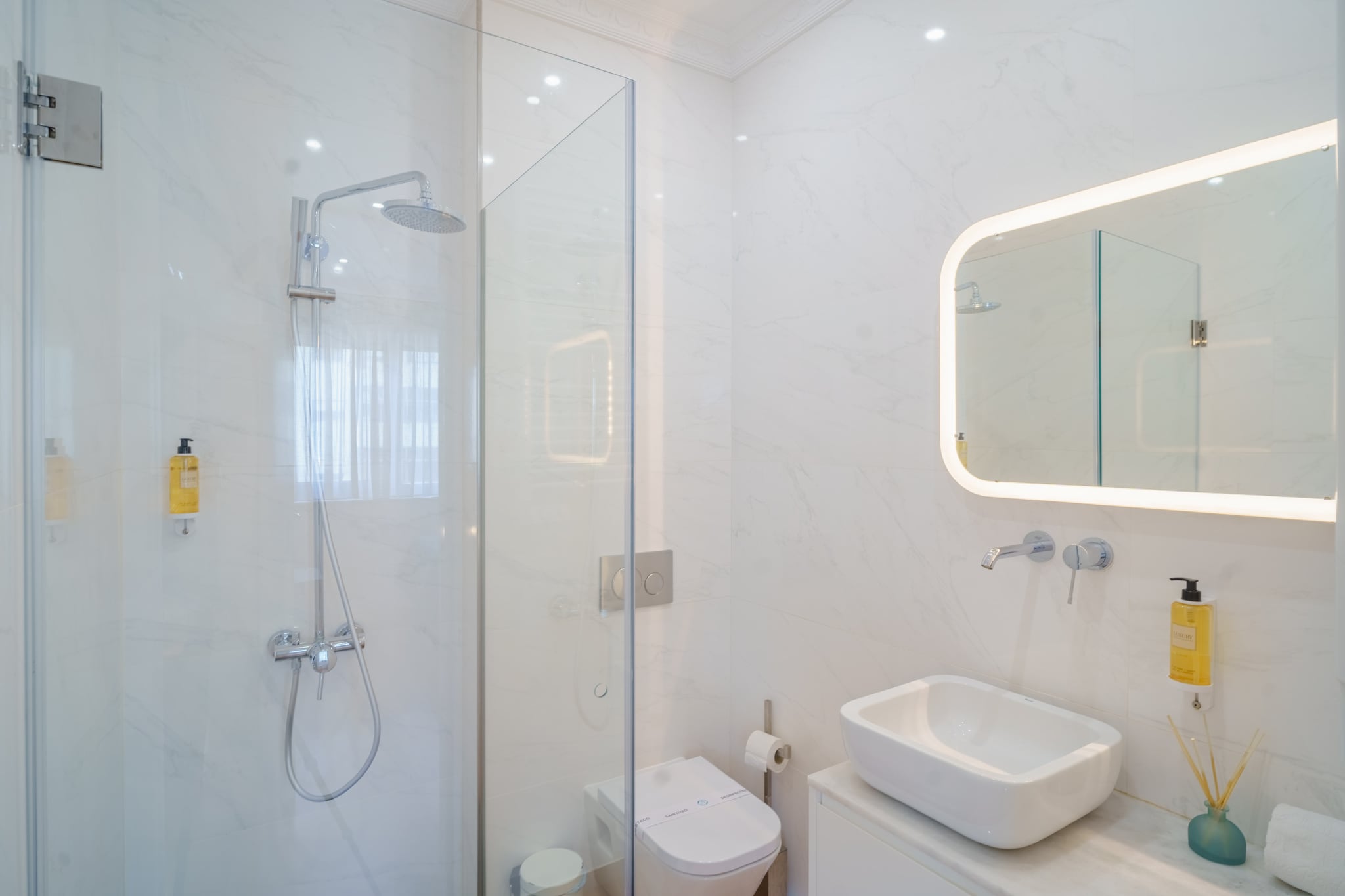 Feel Porto Downtown Charming Apartment I-Badkamer