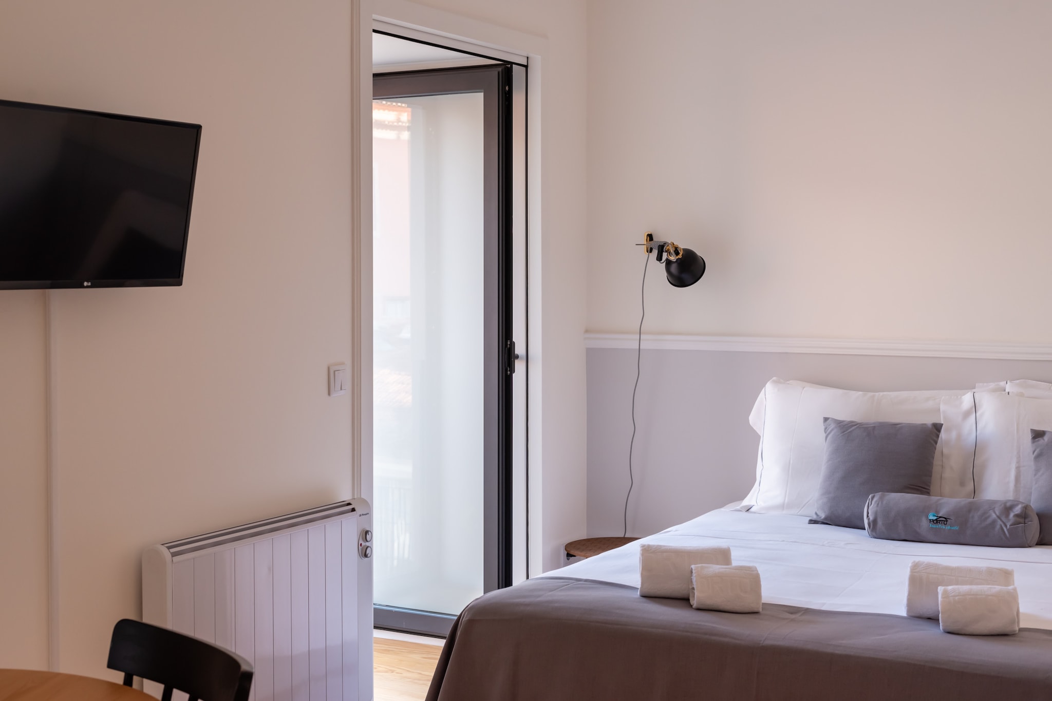 Feel Porto Downtown Theater Studio-Schlafzimmer