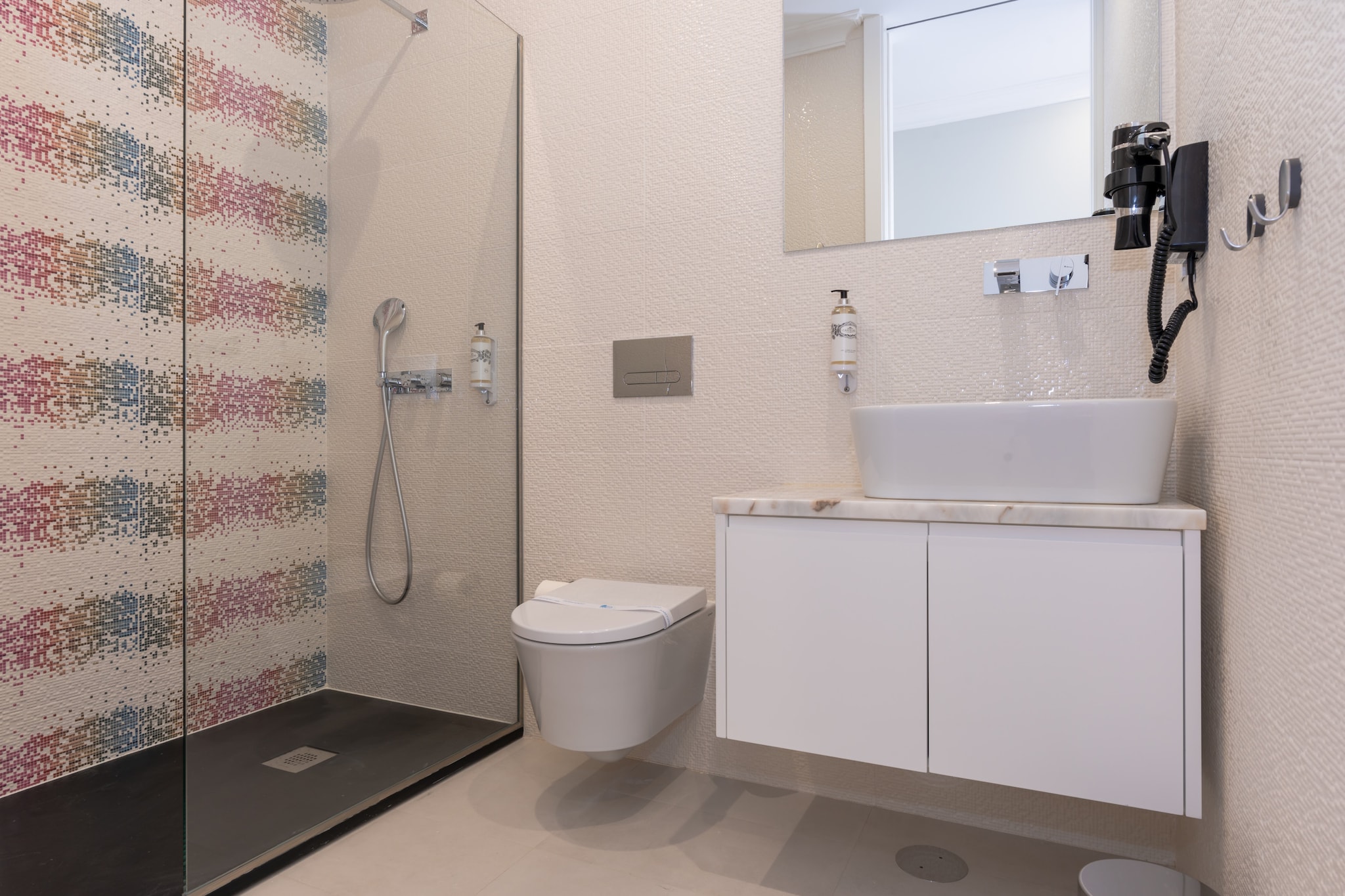 Feel Porto Downtown Harmony-Bathroom