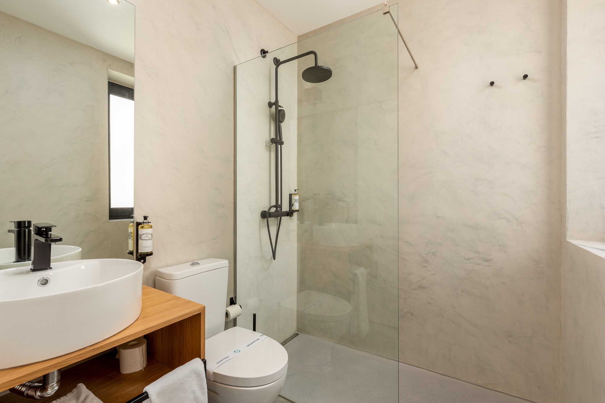 Feel Porto Pinot Townhouse-Badkamer