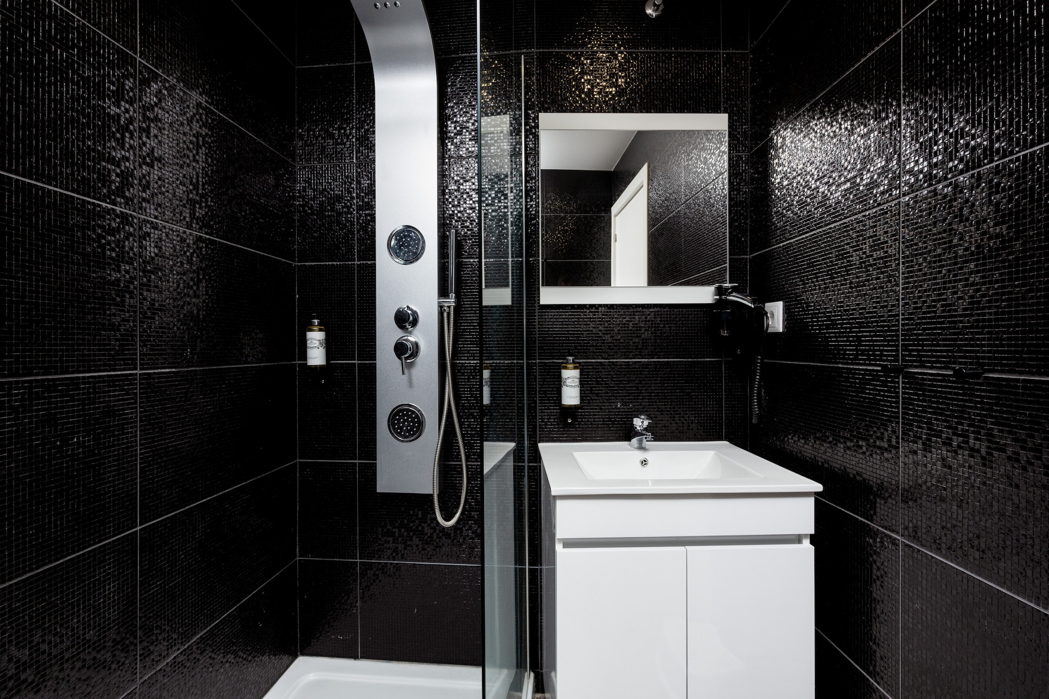 Feel Porto Wine Essence III-Badkamer
