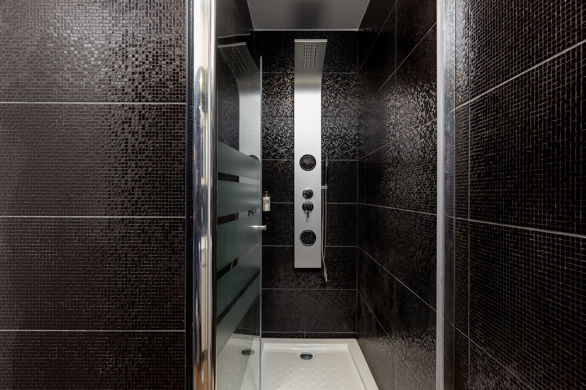 Feel Porto Wine Essence IV-Badkamer