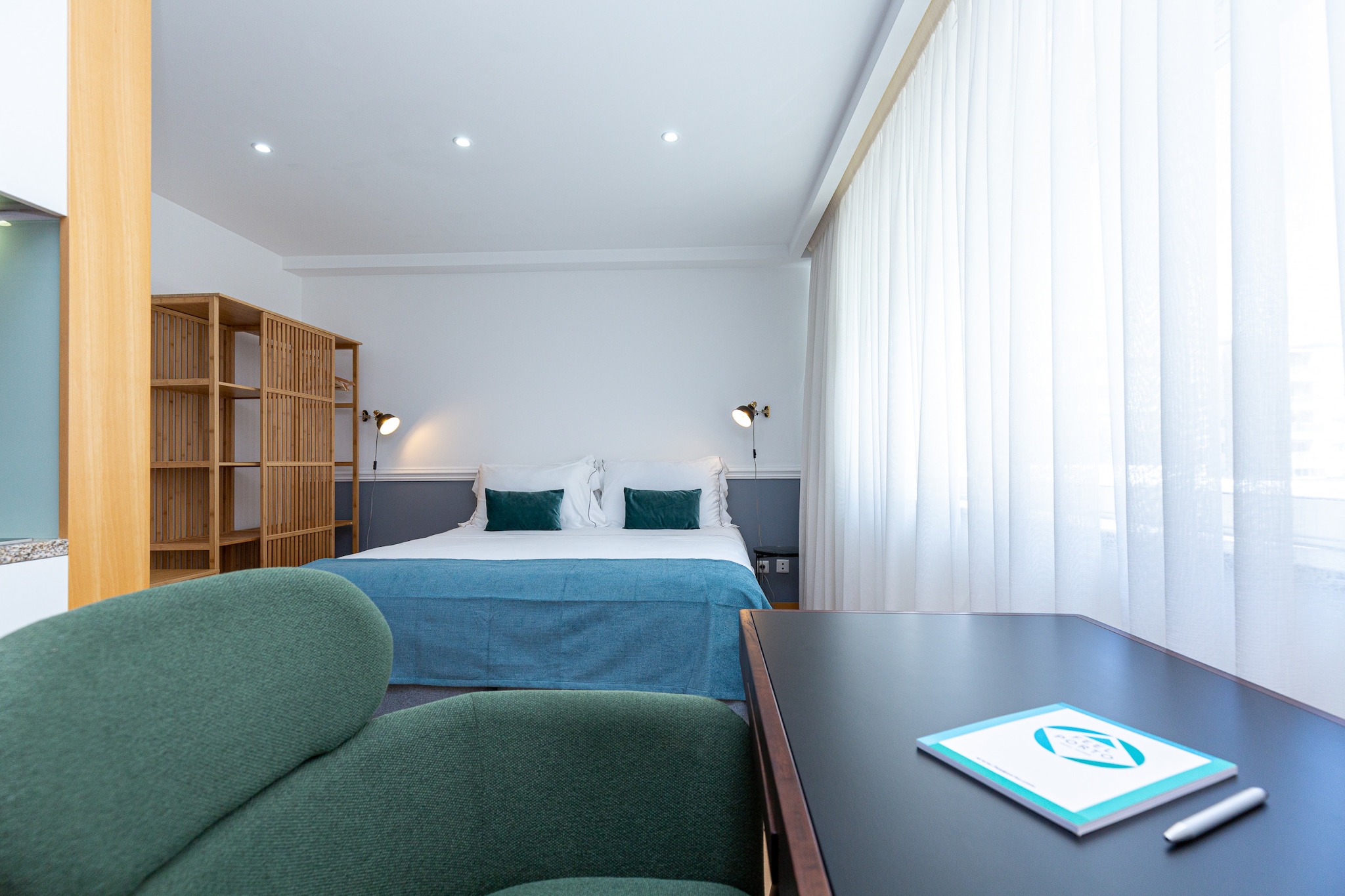 Feel Corporate Housing Marquês III-Woonkamer