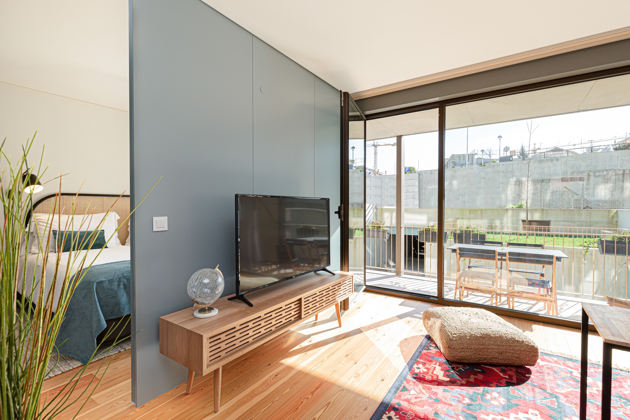 Feel Corporate Housing Campanhã 03-Woonkamer