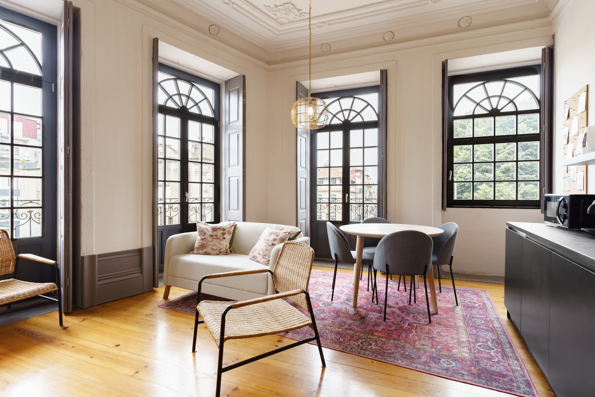 Feel Porto Antique Poveiros Flat II-Woonkamer