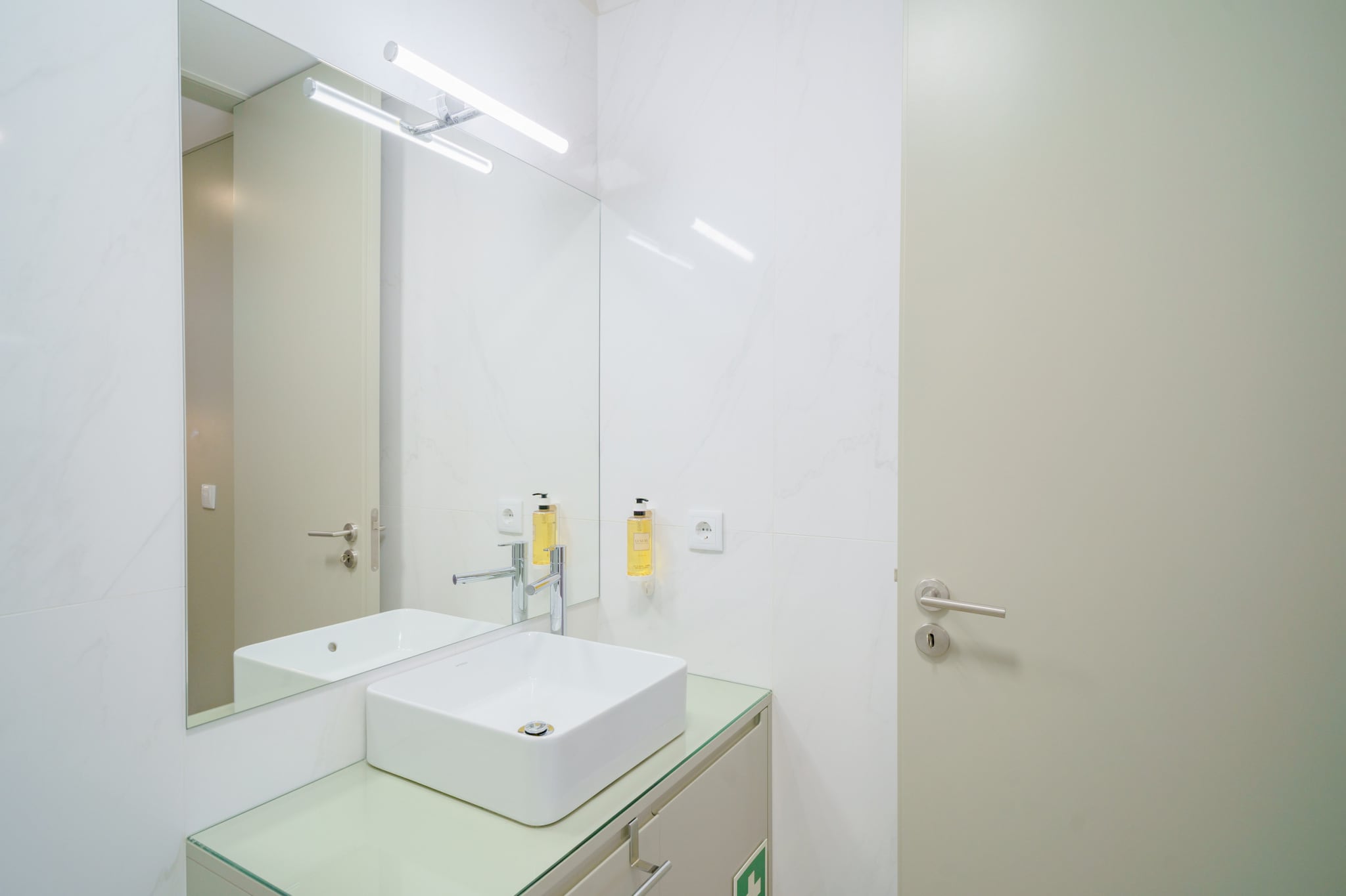Feel Porto Matosinhos Ocean Flat I-Badkamer