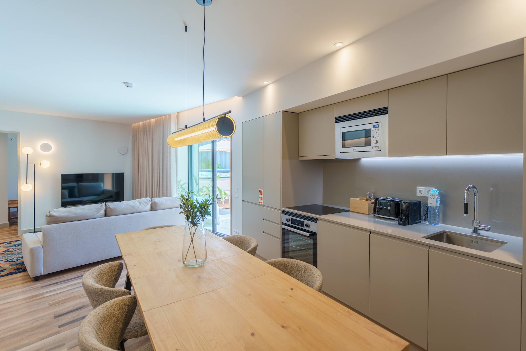 Feel Porto Firmeza Coworking & Flat 2.4-Keuken
