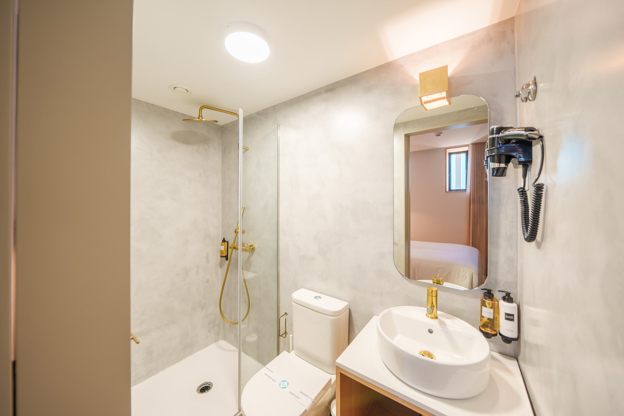 Feel Porto Firmeza Coworking & Flat 2.4-Badkamer