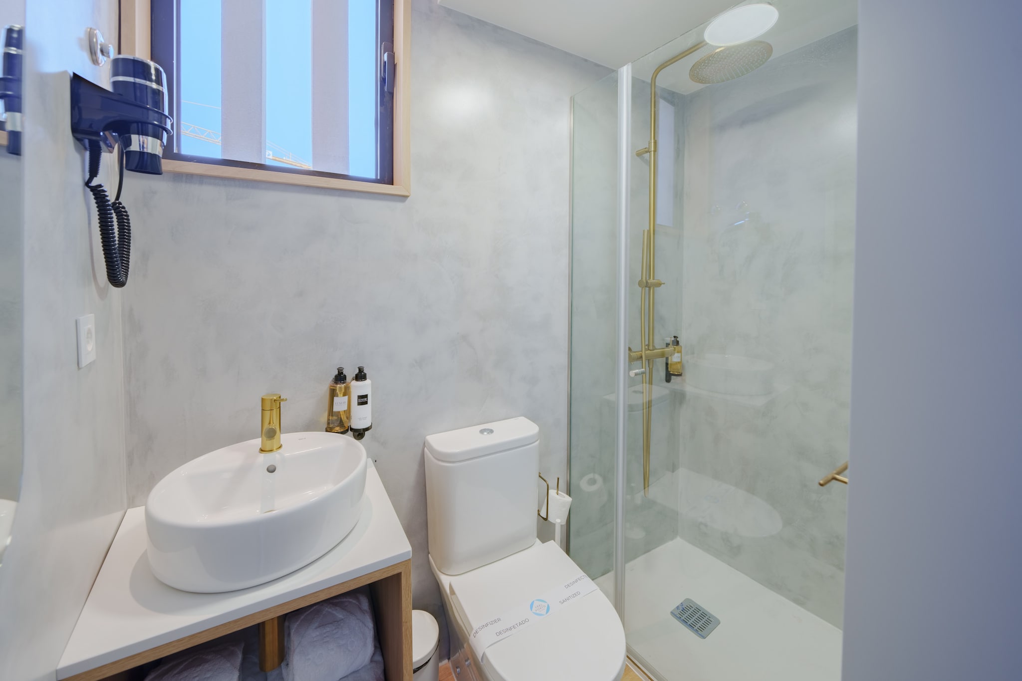 Feel Porto Firmeza Coworking & Flat 4.5-Badkamer