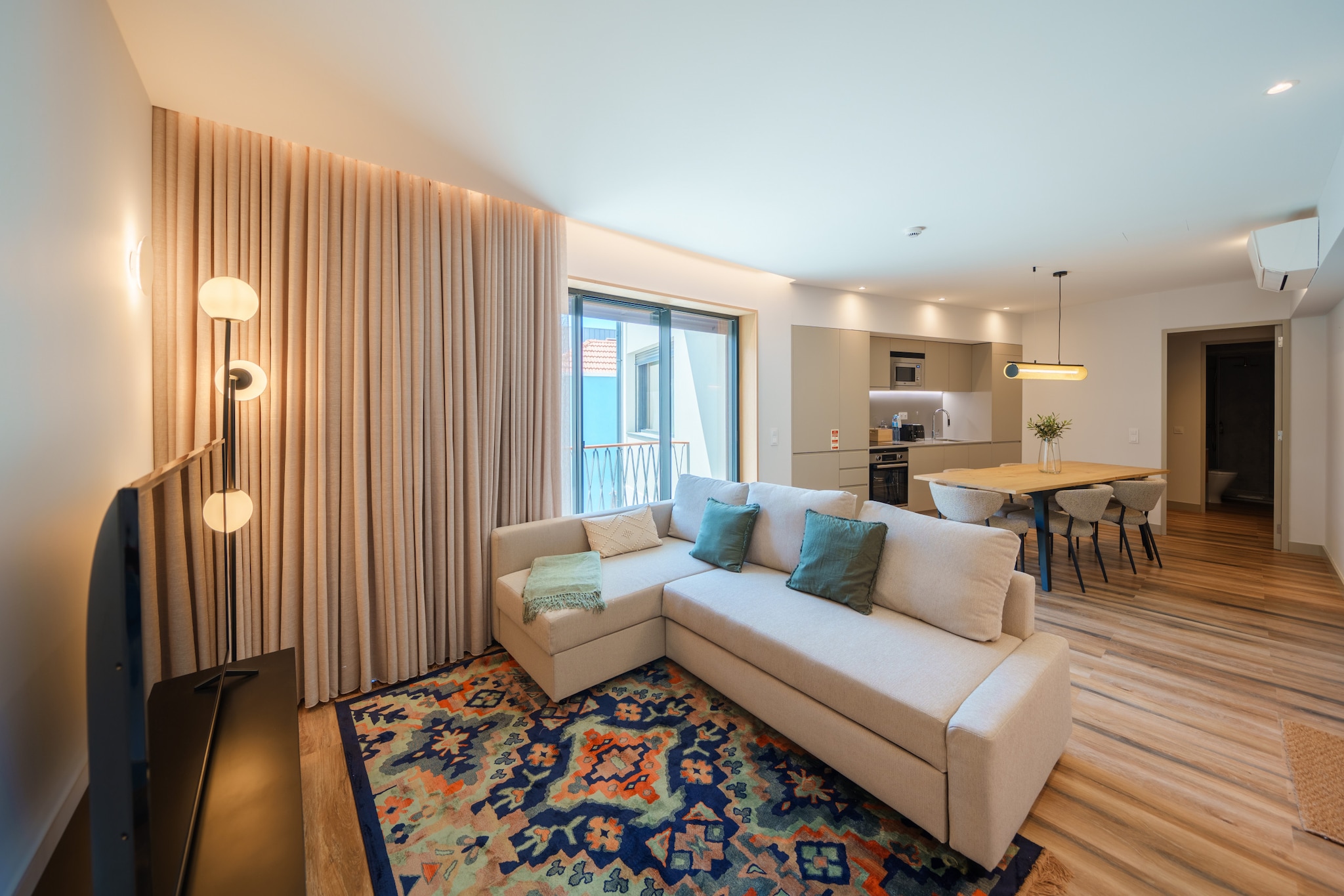 Feel Porto Firmeza Coworking & Flat 3.4-Woonkamer