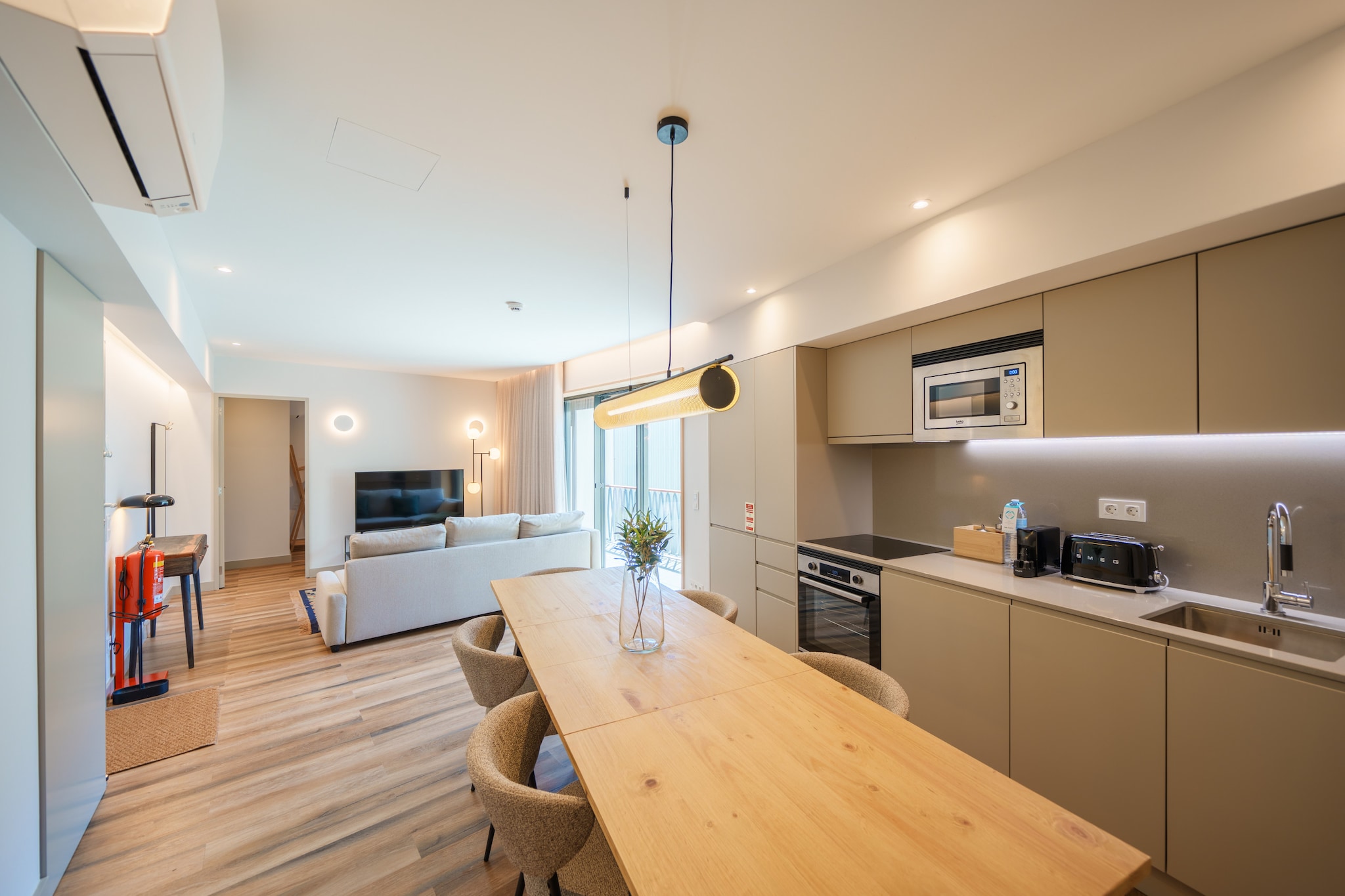 Feel Porto Firmeza Coworking & Flat 3.4-Keuken