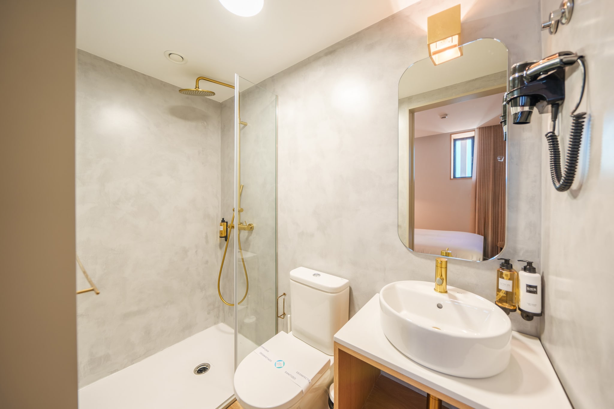 Feel Porto Firmeza Coworking & Flat 3.4-Badkamer