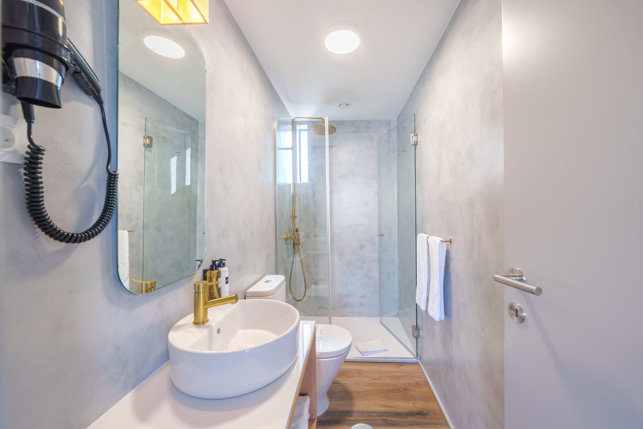 Feel Porto Firmeza Coworking & Flat 4.4-Badkamer