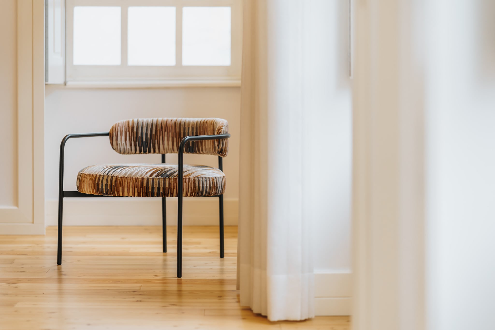 Feel Porto Clérigos Charm Flat 1.1-Woonkamer