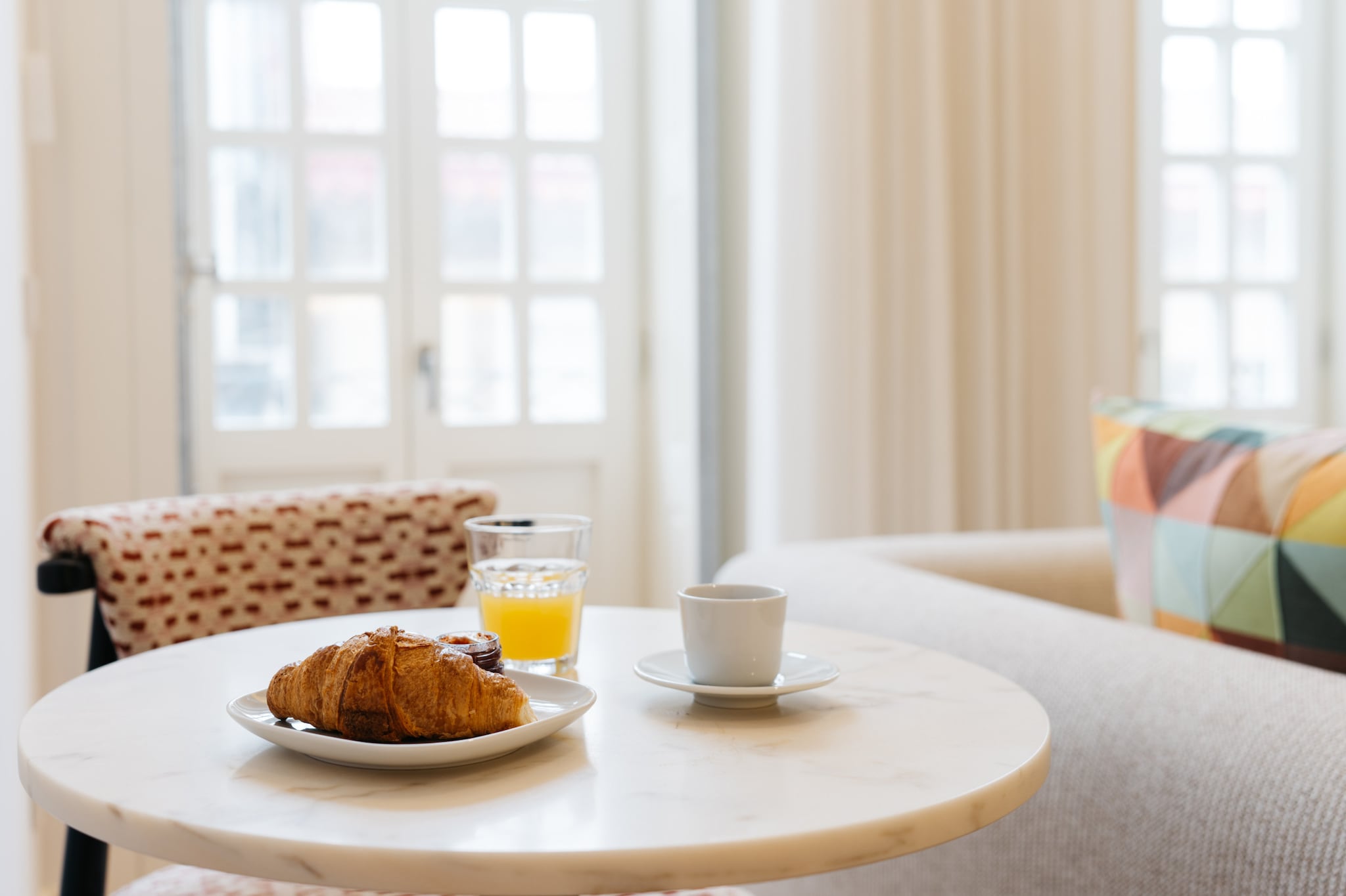 Feel Porto Clérigos Charm Flat 2.3-Woonkamer