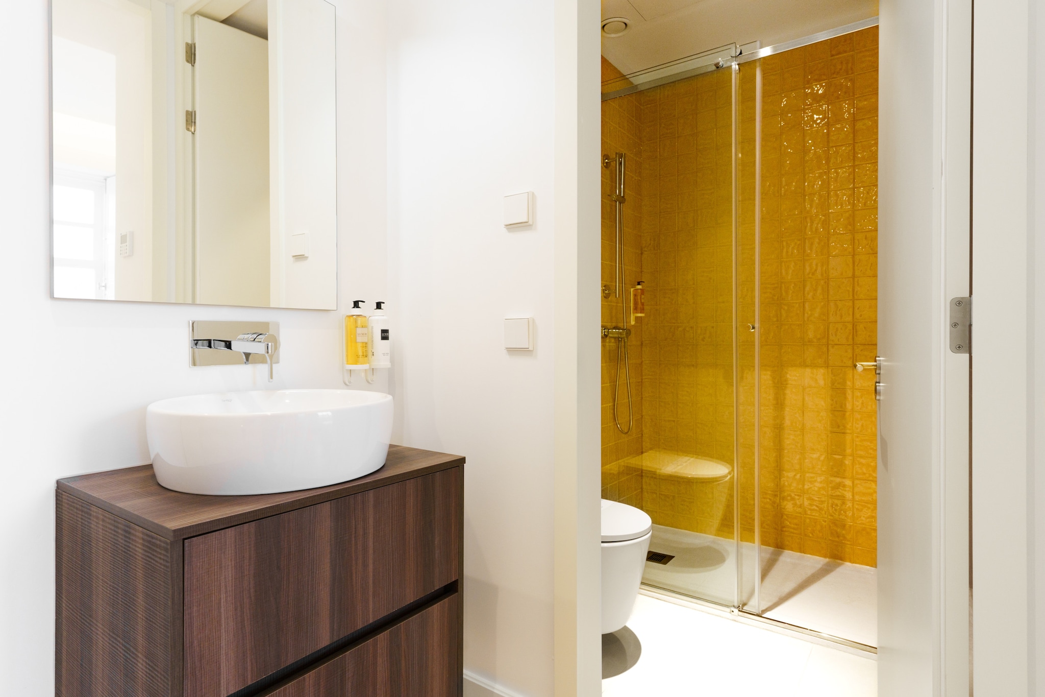 Feel Porto Clérigos Charm Flat 3.2-Badkamer