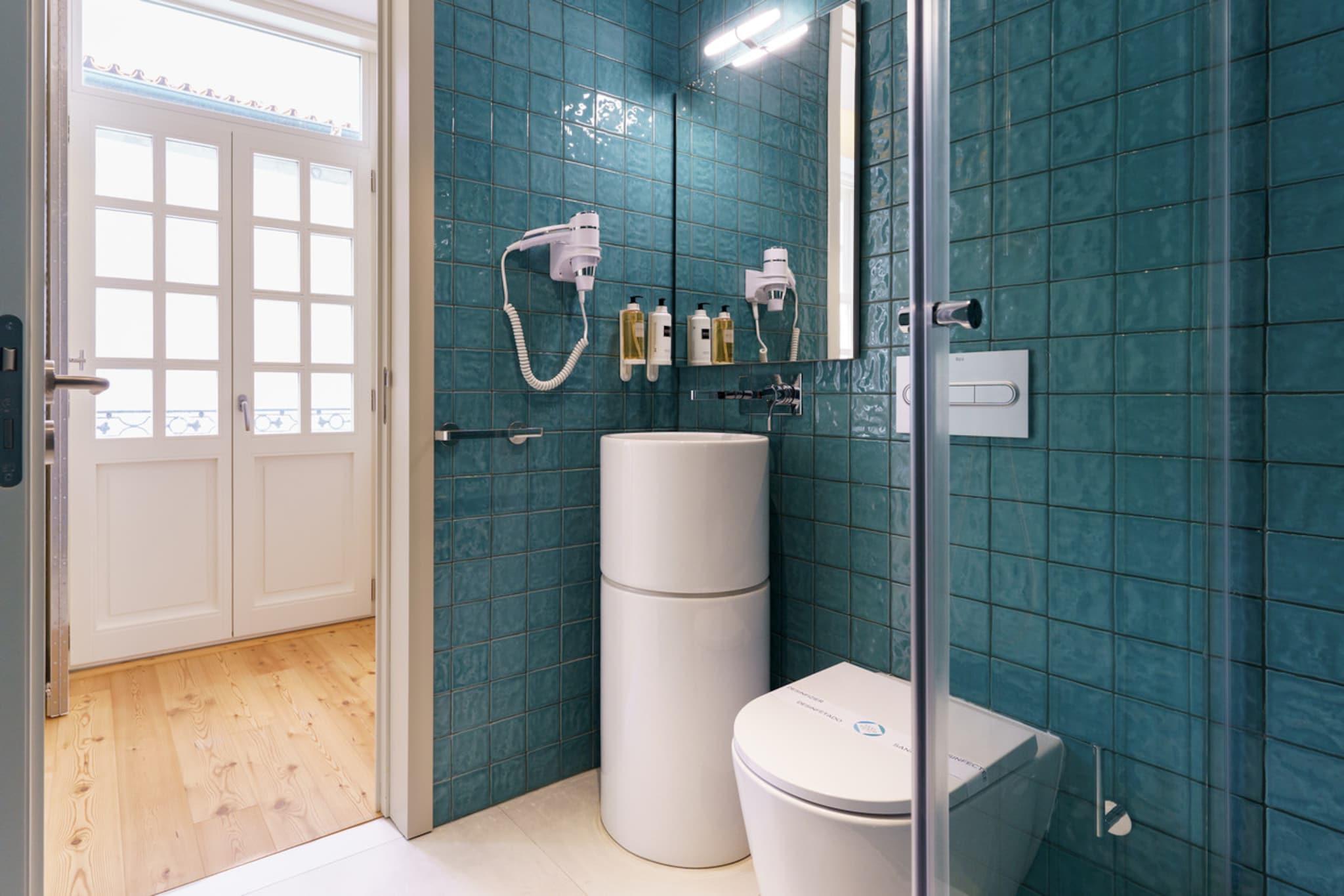 Feel Porto Clérigos Charm Flat 4.1-Badkamer