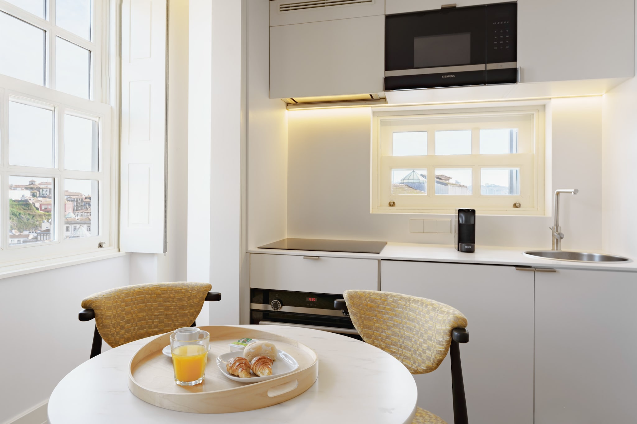 Feel Porto Clérigos Charm Flat 4.2-Keuken