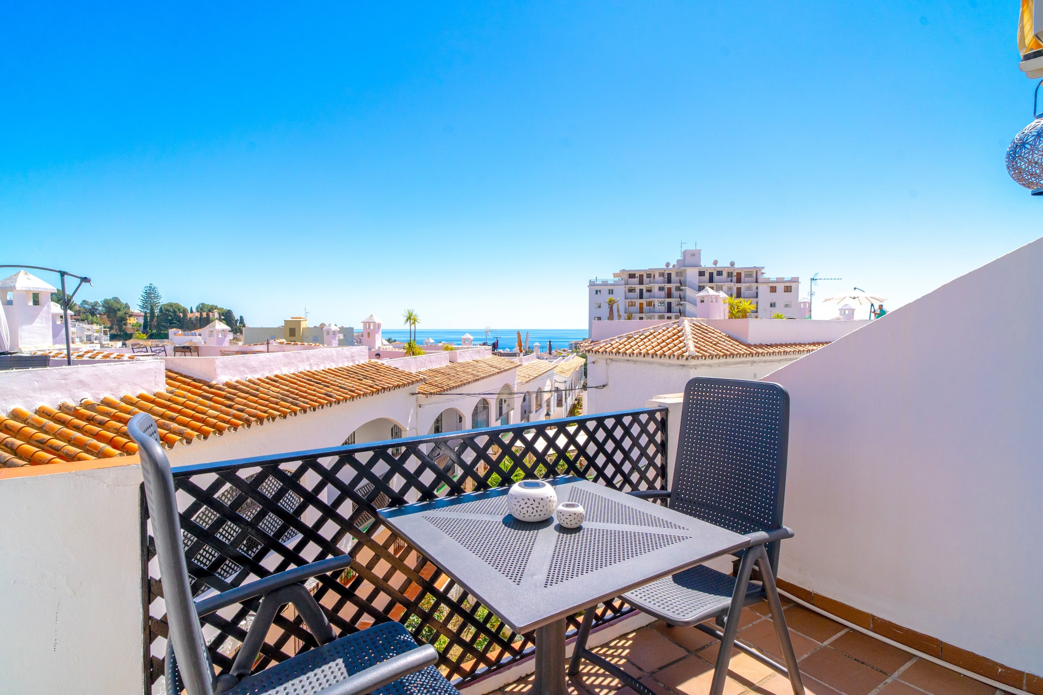 Verano Azul Seasun 90B by Casasol-Terrassenbalkon