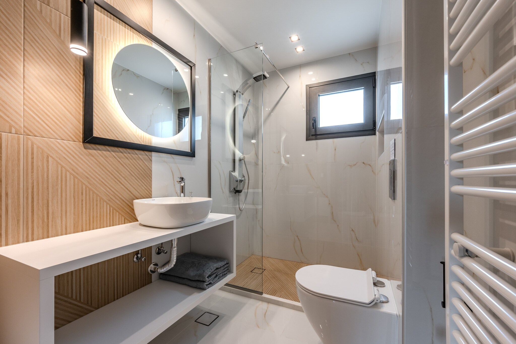 Rosy 1-Badkamer