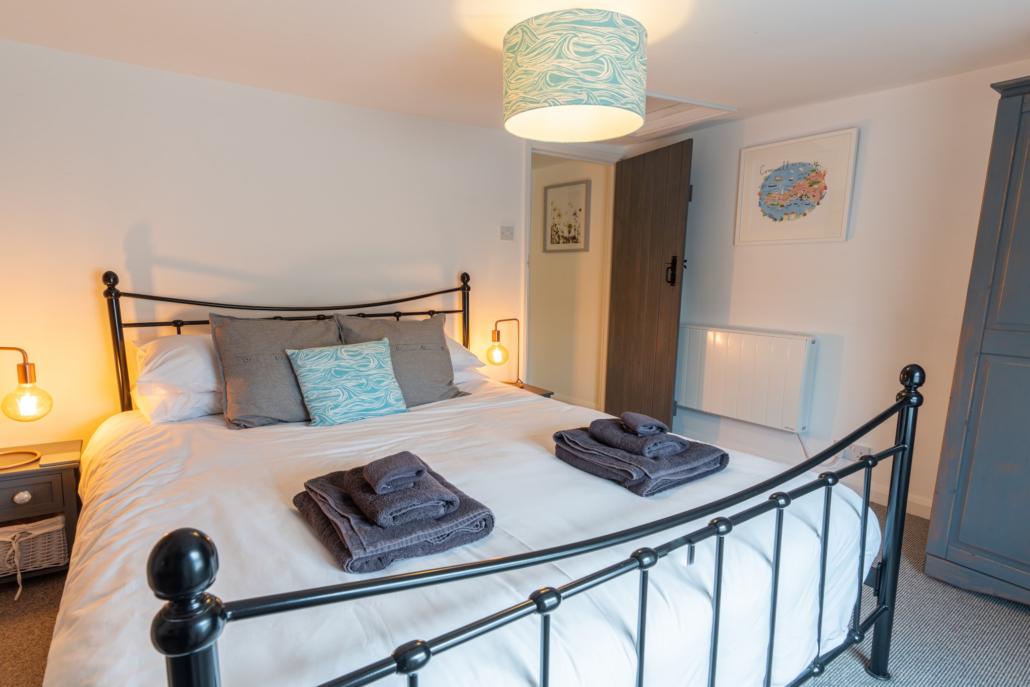 Old Harbour Cottage-Slaapkamer