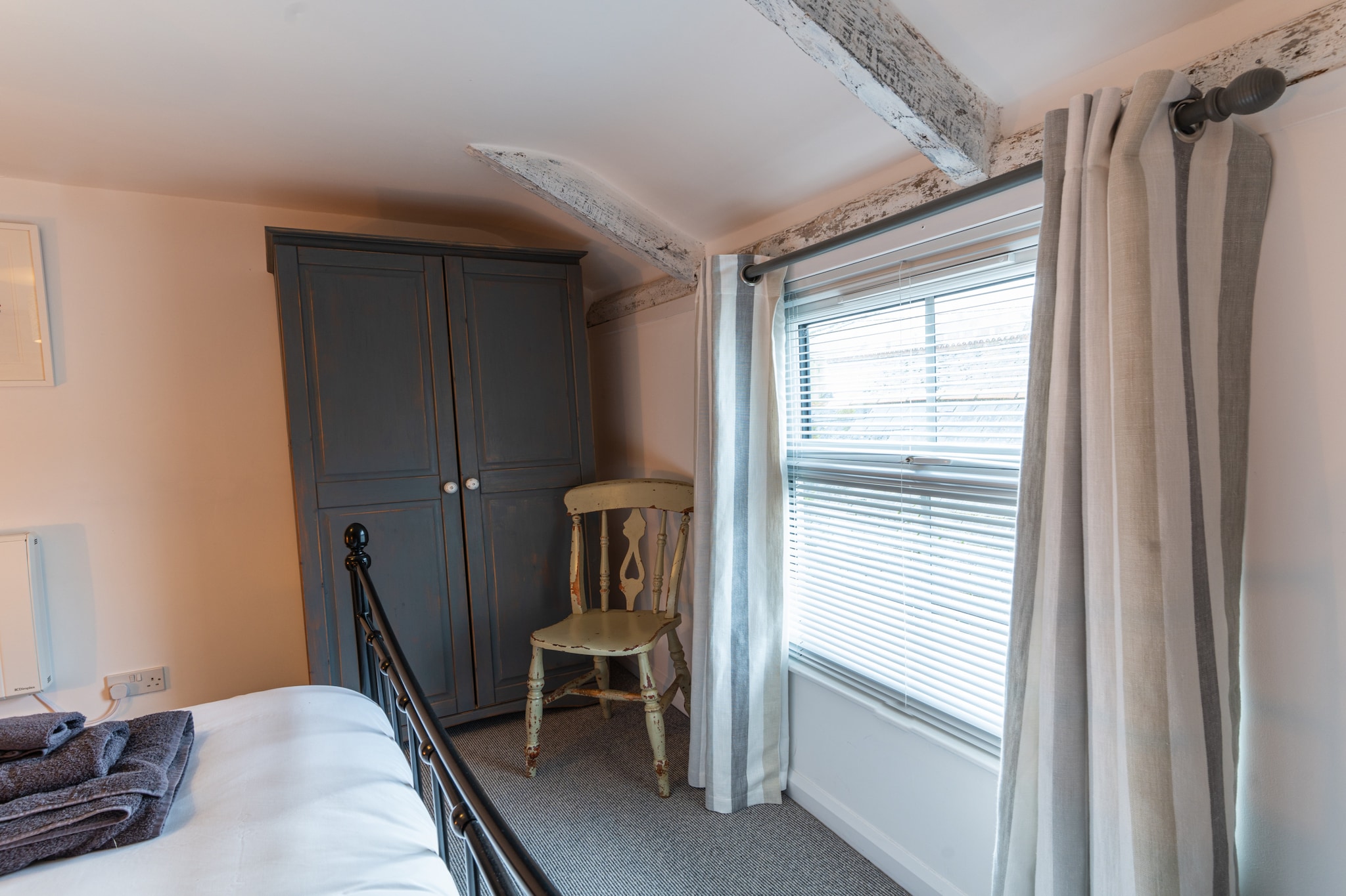 Old Harbour Cottage-Slaapkamer