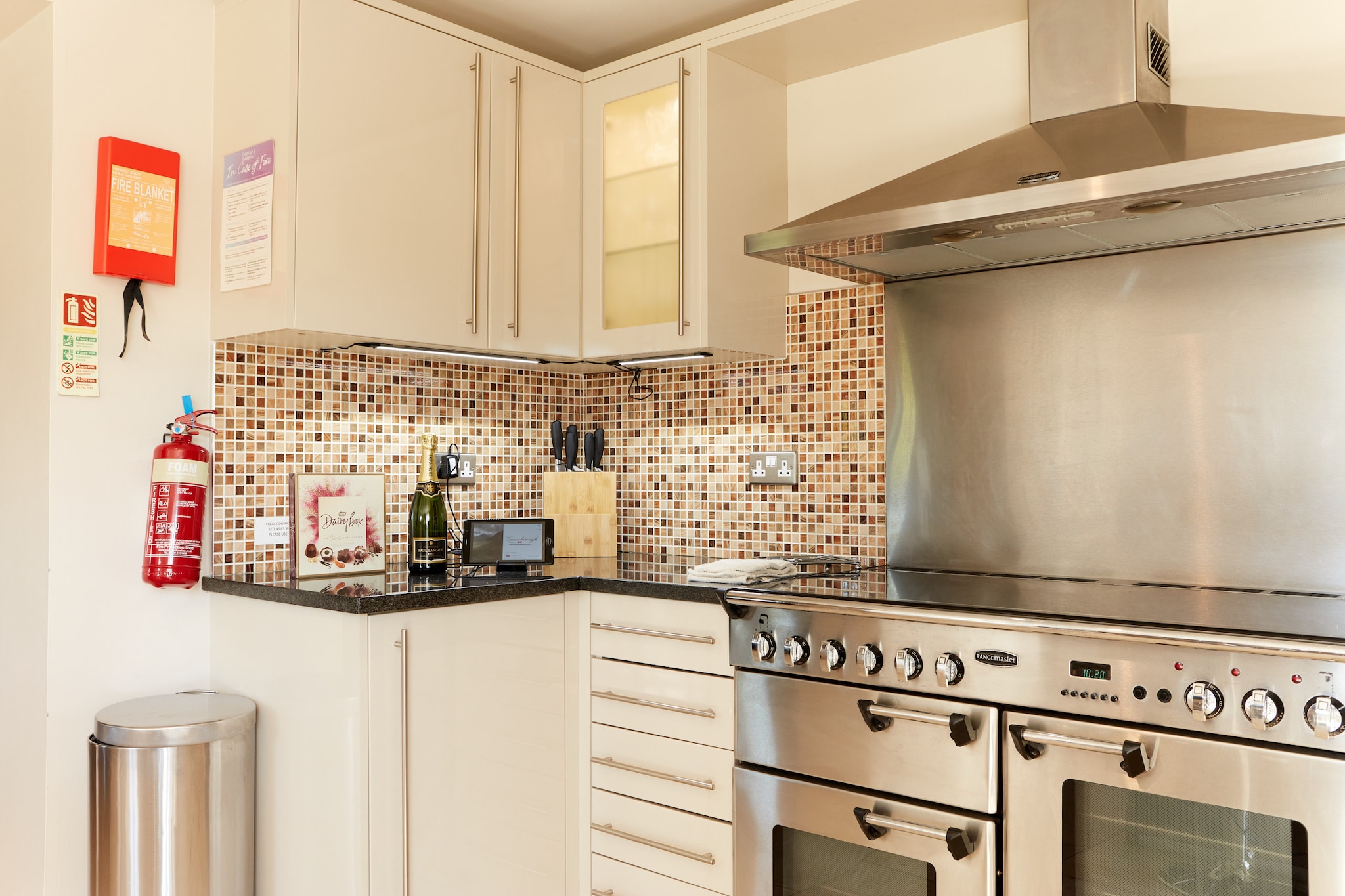 Sunshine Cottage-Keuken