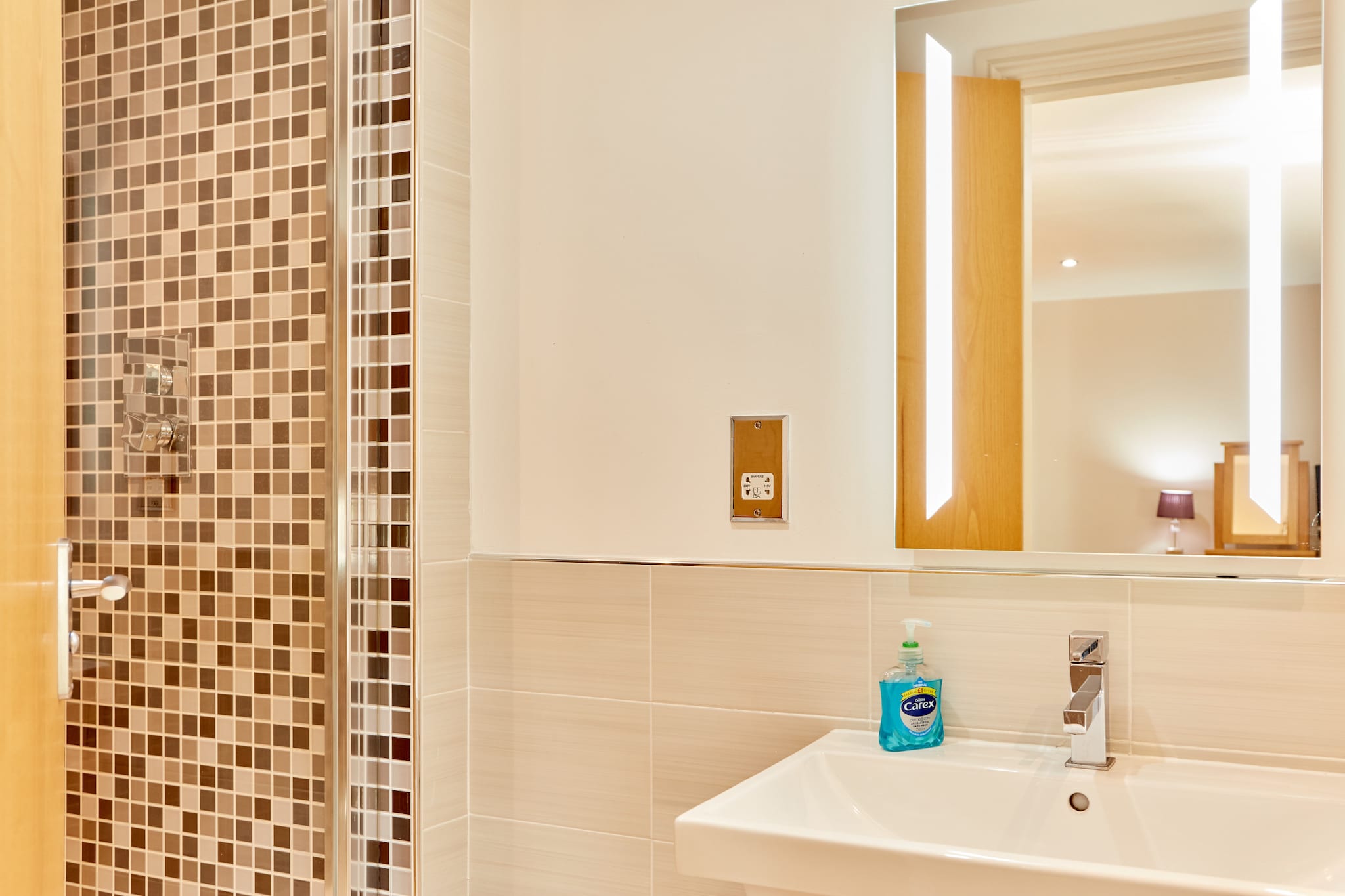 Sunshine Cottage-Badkamer