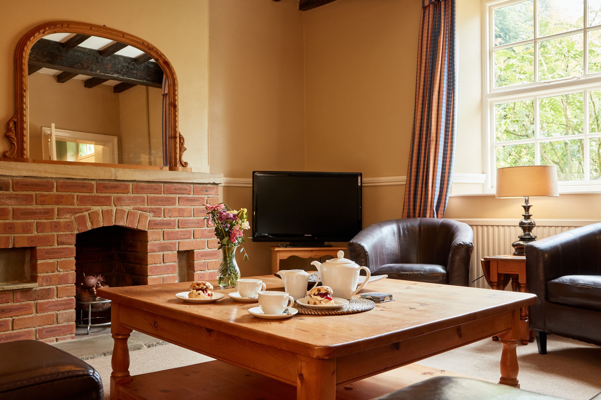 The Farmhouse-Woonkamer
