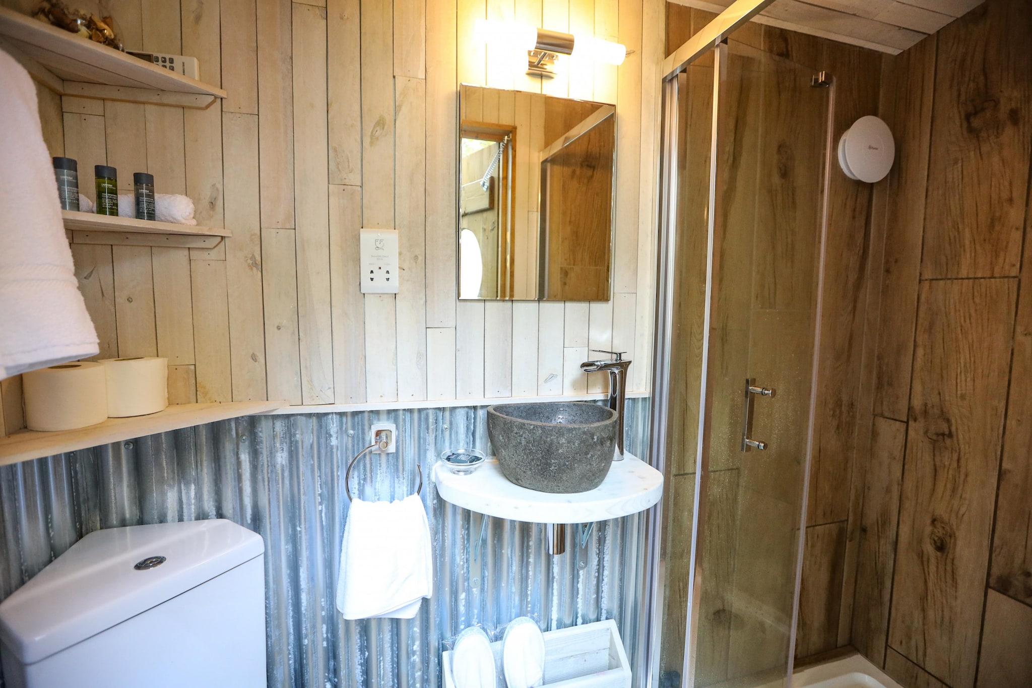 Hever Luxury Dome-Badkamer