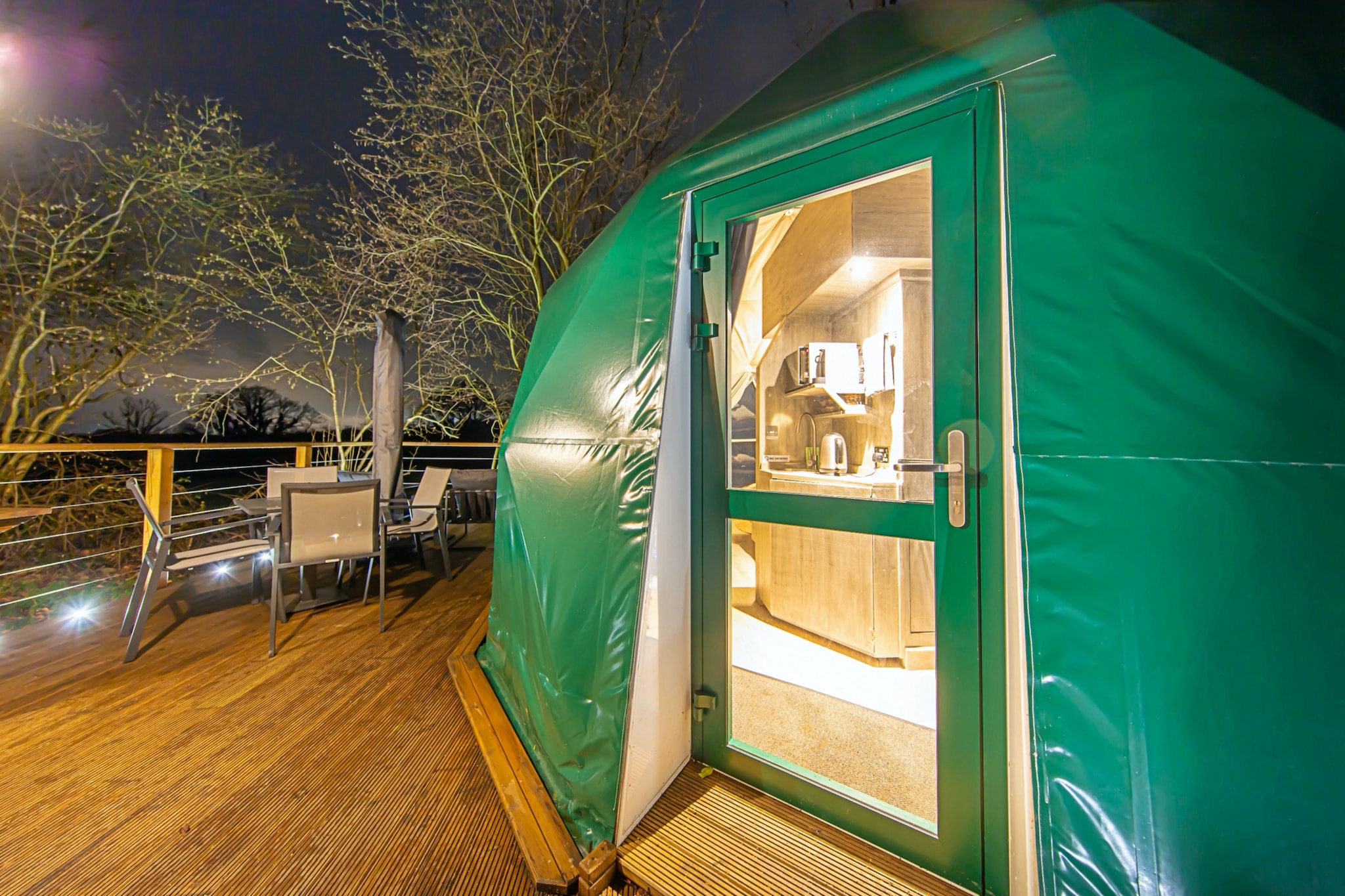 Hever Luxury Dome-Buitenlucht