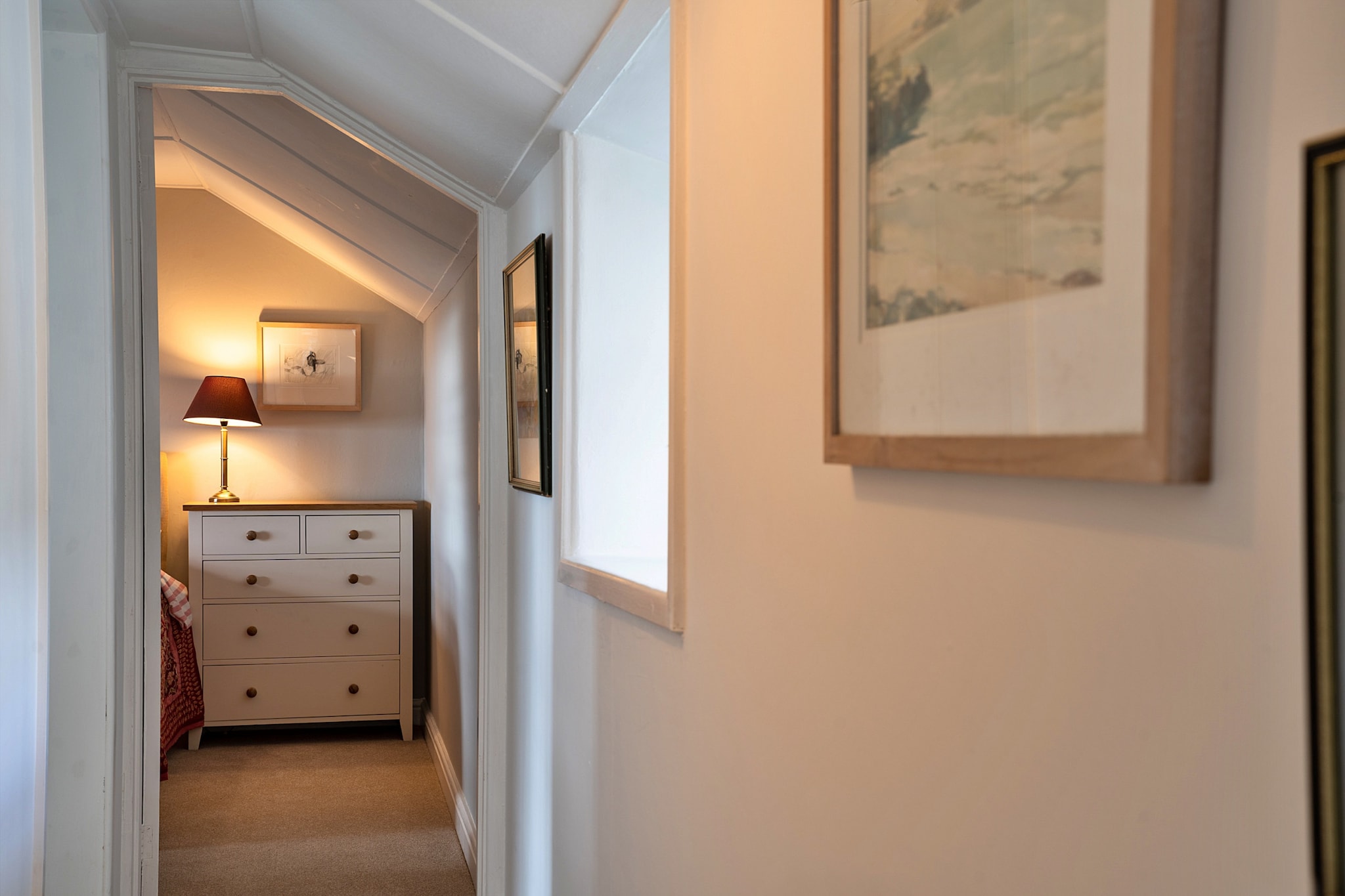 Lesceave Cottage-Overloop
