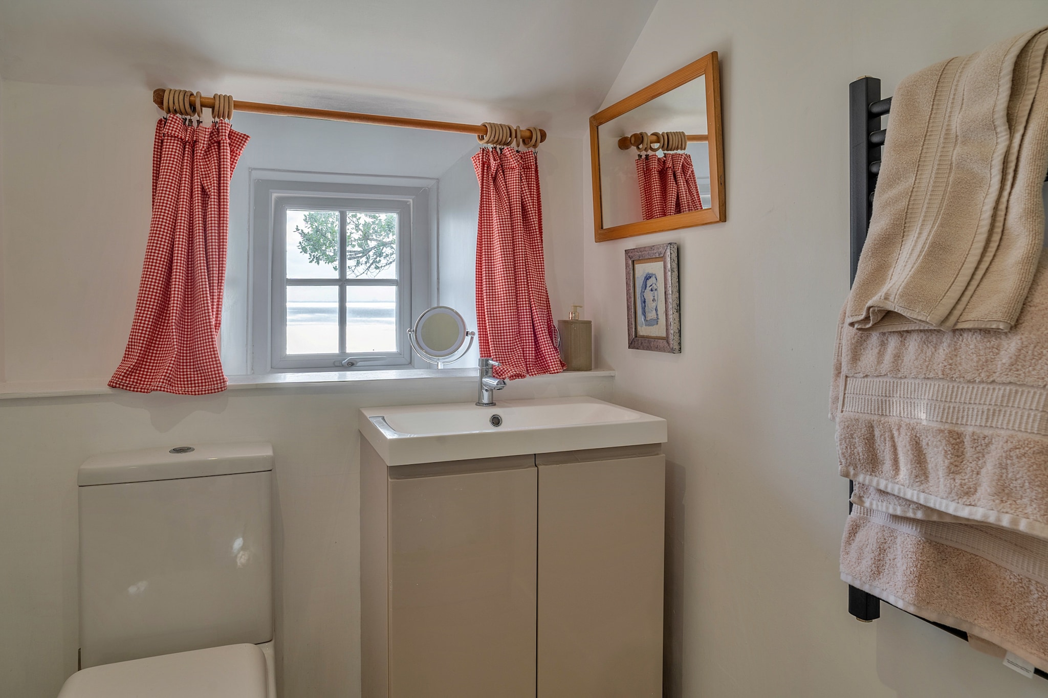 Lesceave Cottage-Badkamer