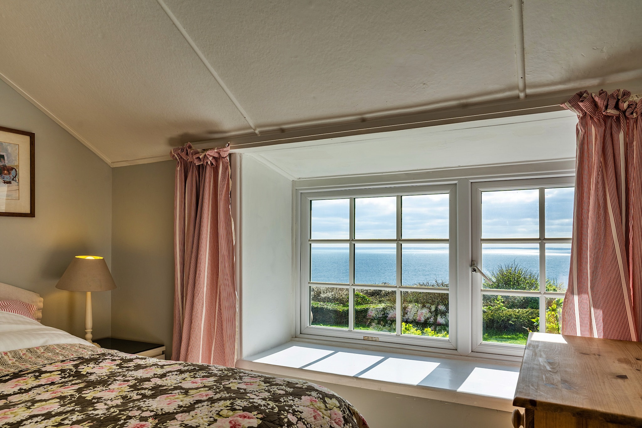 Lesceave Cottage-Slaapkamer