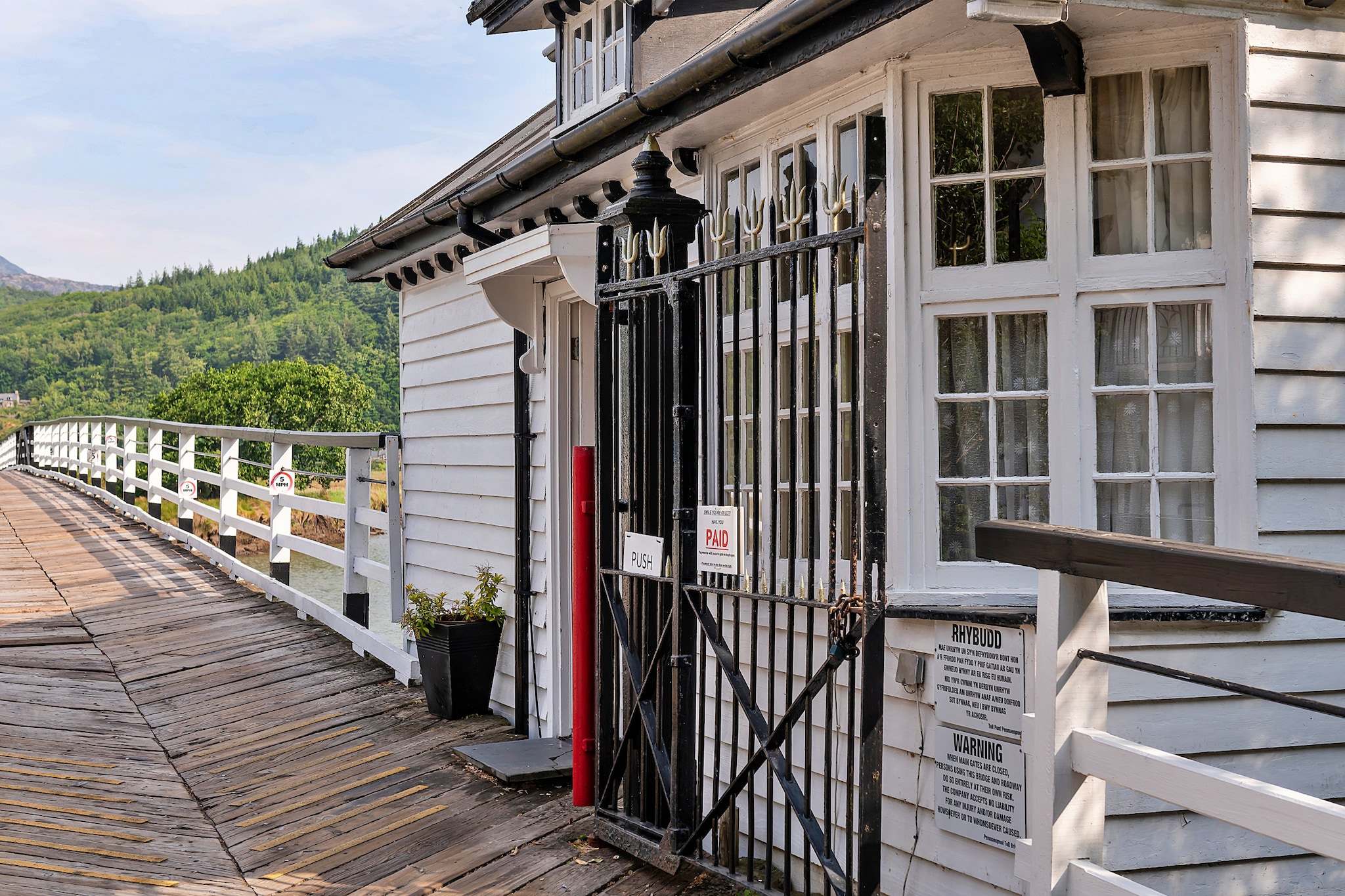 Toll Bridge Cottage-Buitenlucht
