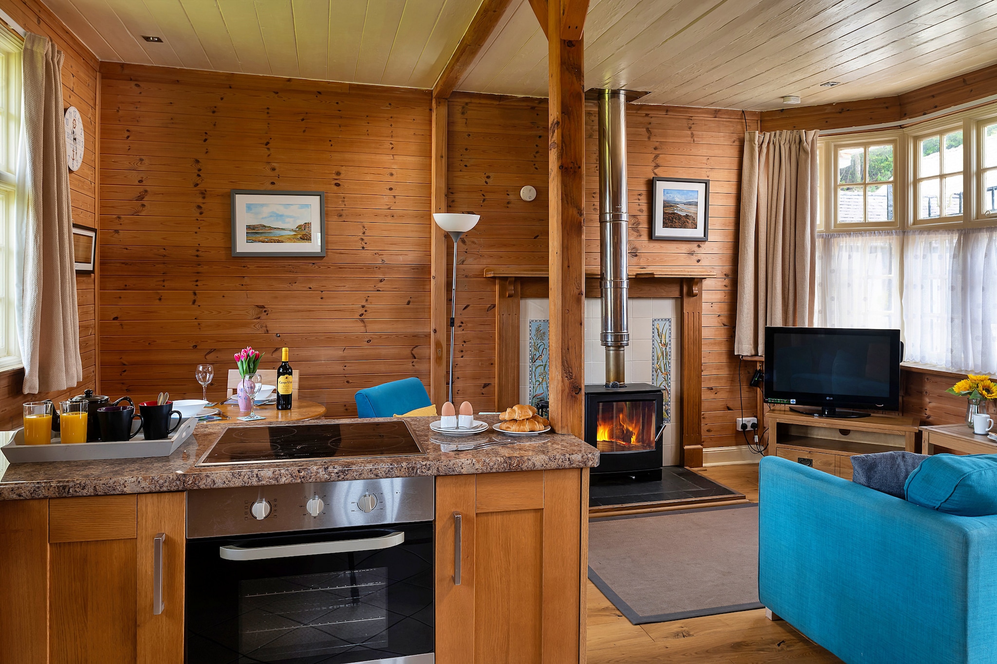 Toll Bridge Cottage-Woonkamer