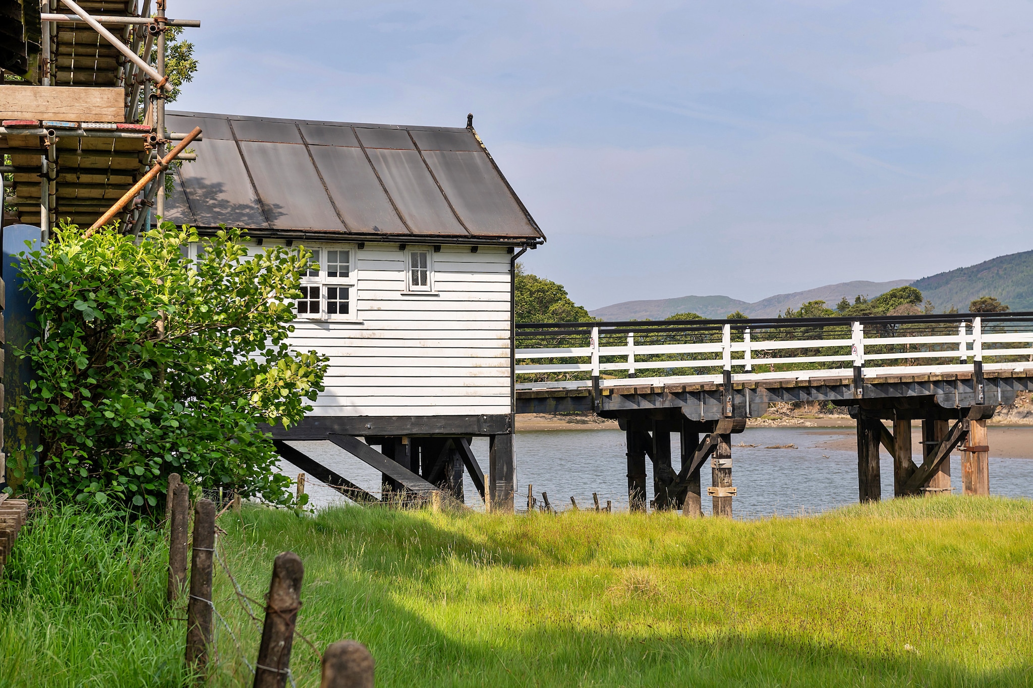 Toll Bridge Cottage-Buitenlucht