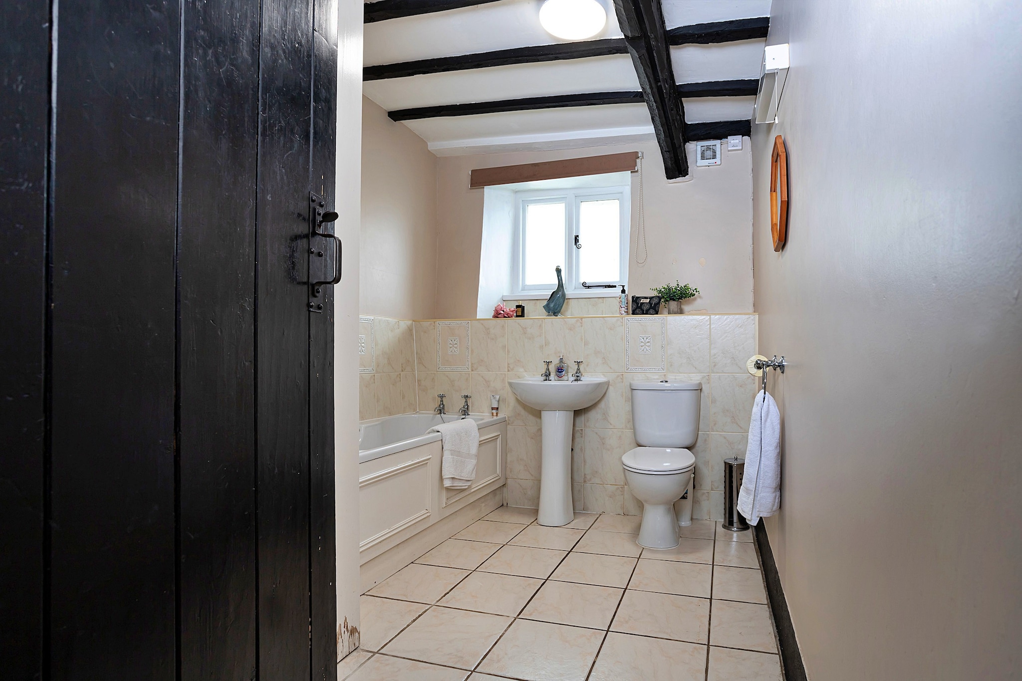 No.2 Town Head Cottages-Badkamer
