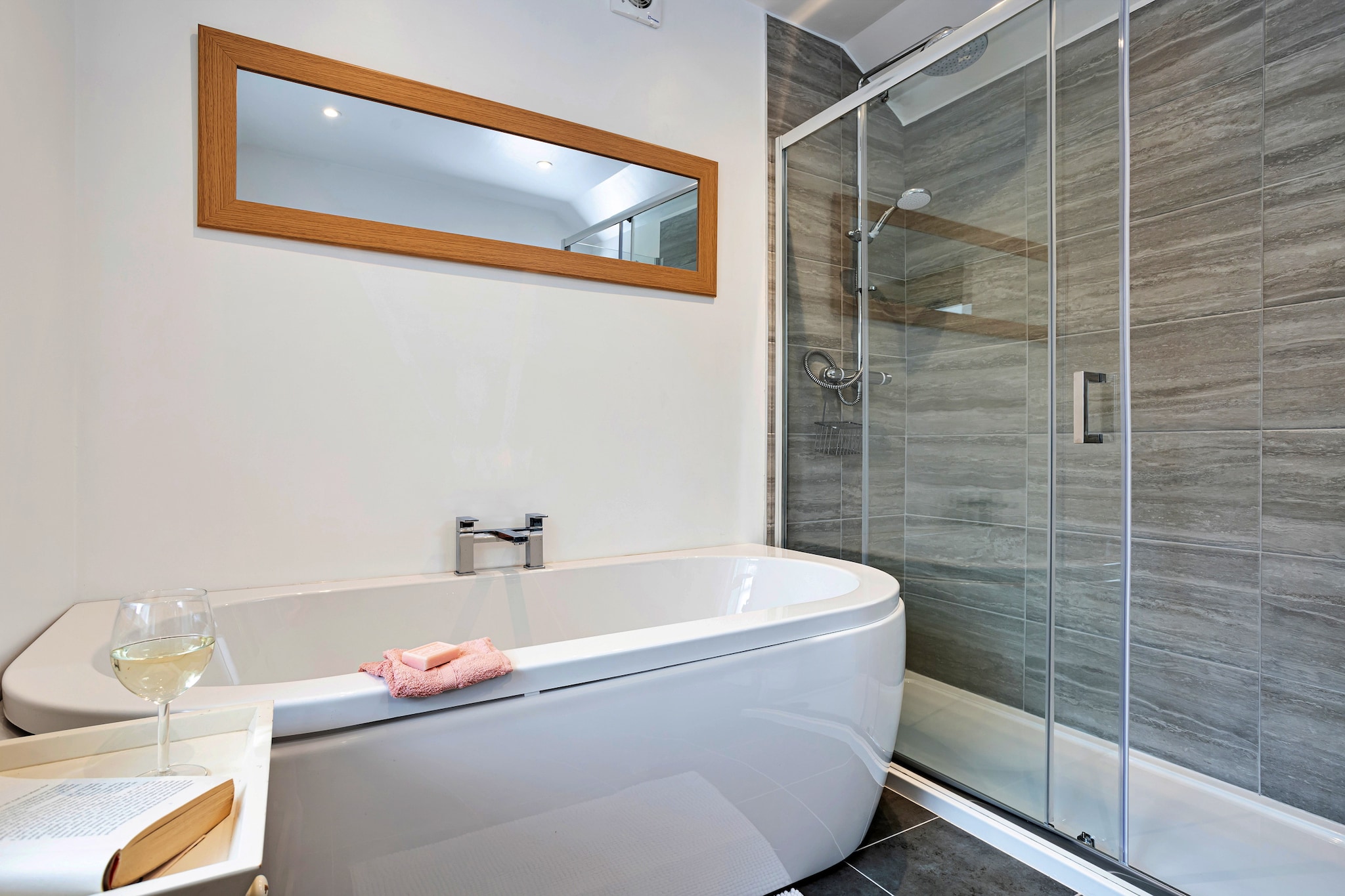 Courtyard Cottage-Badkamer