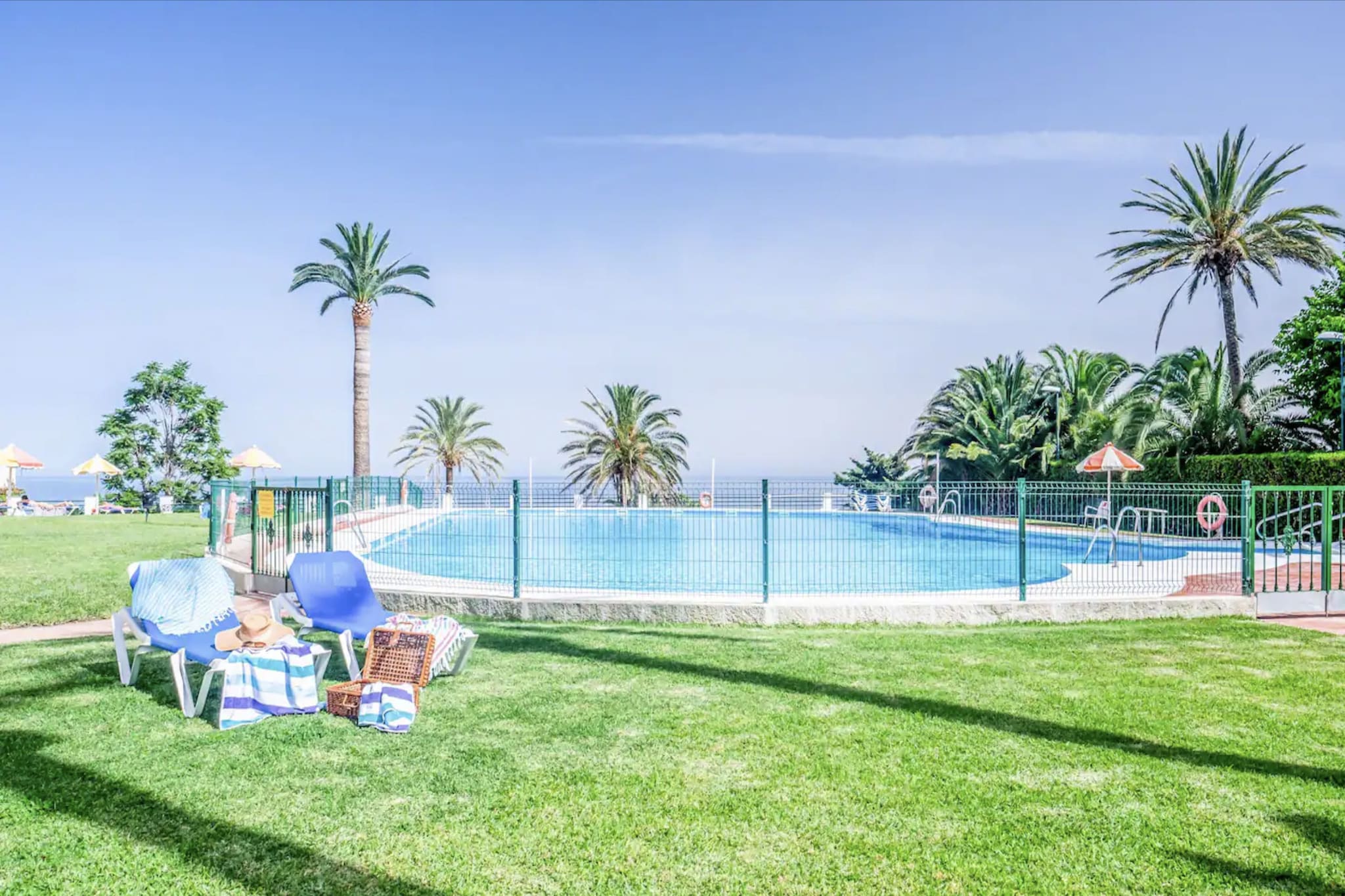 917 Torre-Schwimmbad