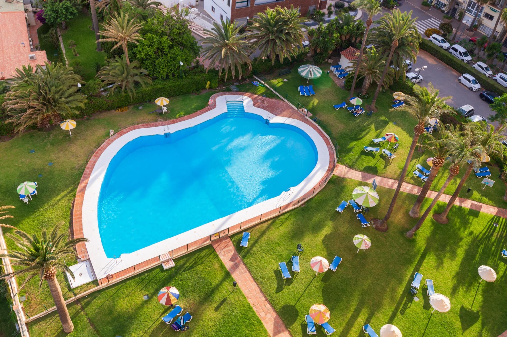 1009 Torre-Schwimmbad