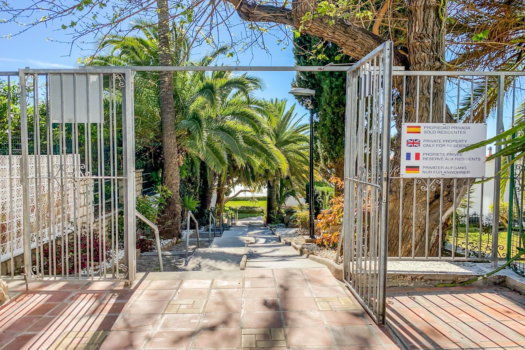 908 Torre-Gebiete Sommer 1 km